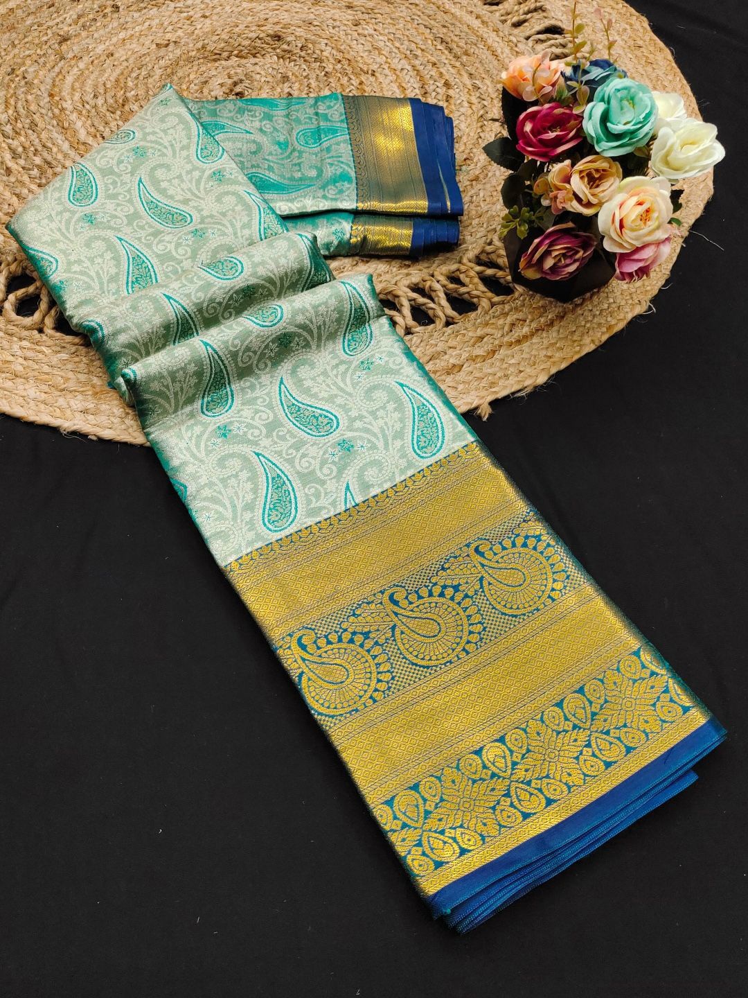 

SILKWEAR Paisley Zari Pure Silk Kanjeevaram Saree, Teal
