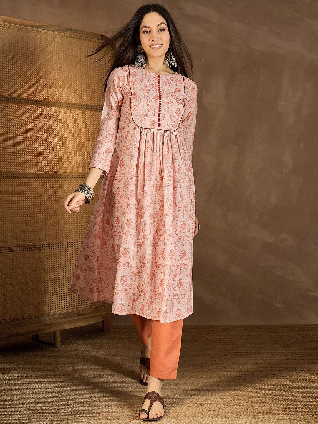 

Inddus Women Ethnic Motifs Printed Pleated Sequinned Kurta with Trousers, Rust