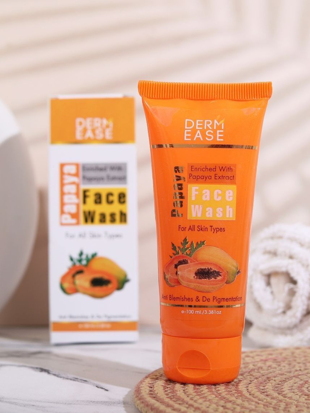 

DERMEASE Papaya Face Wash With Papaya Extracts Anti Blemishes & De Pigmentation - 100 ml, Orange