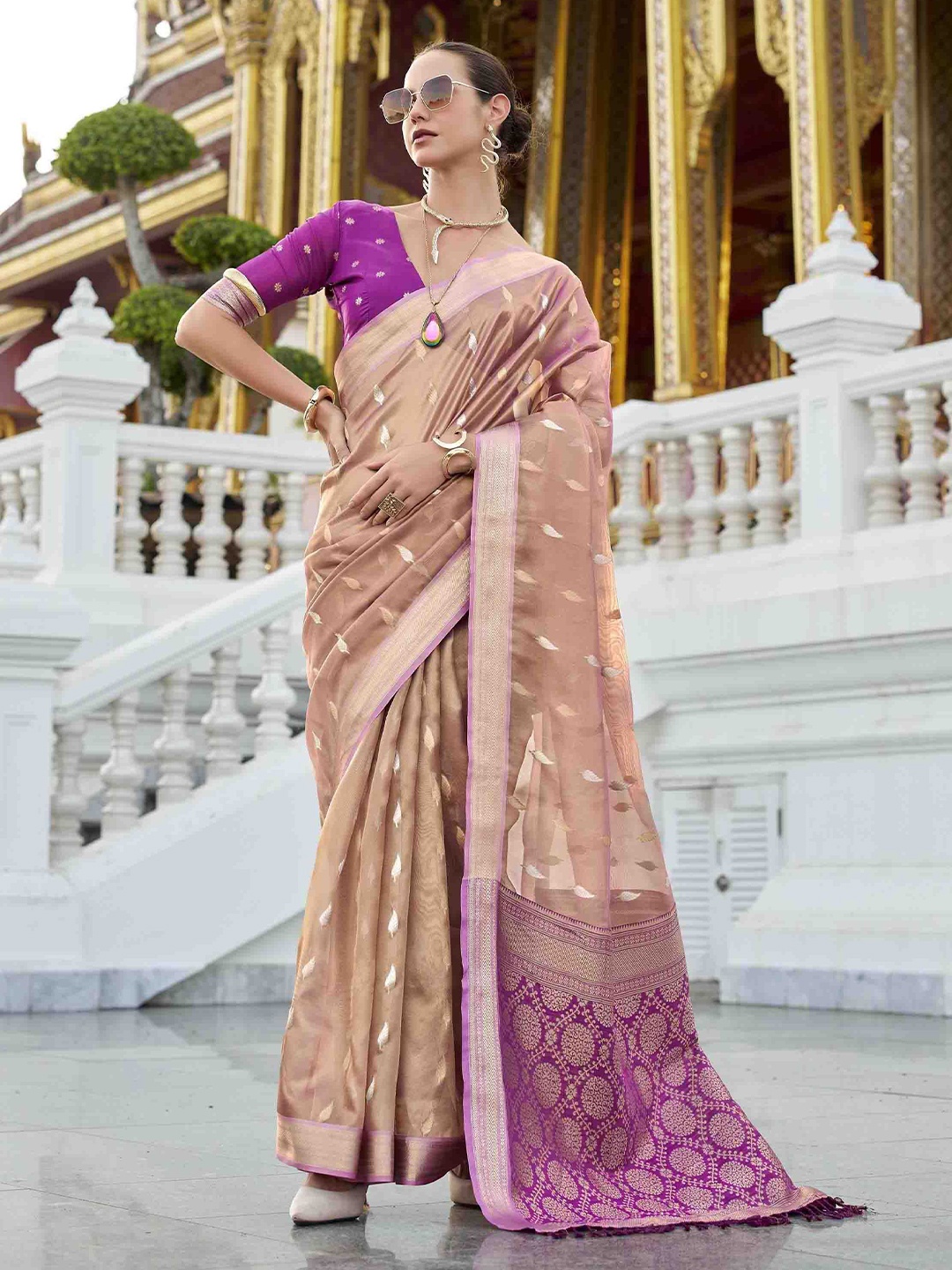 

Blissta Woven Design Zari Tissue Banarasi Saree, Peach