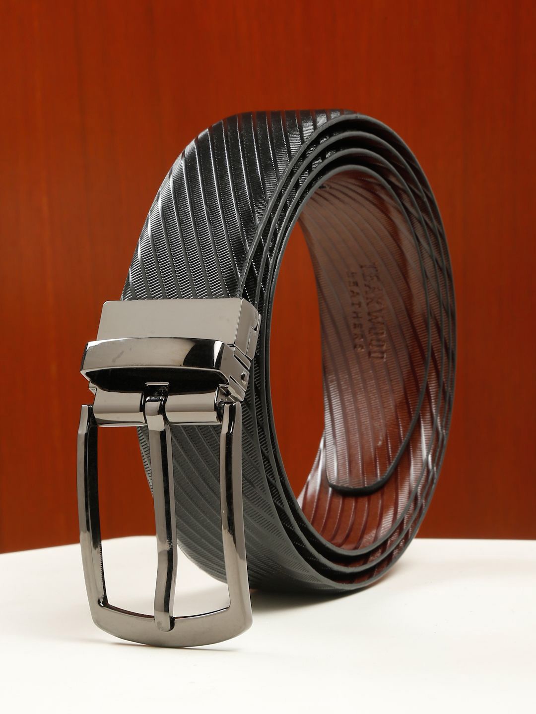 

Teakwood Leathers Men Textured Leather Reversible Formal Belt, Black