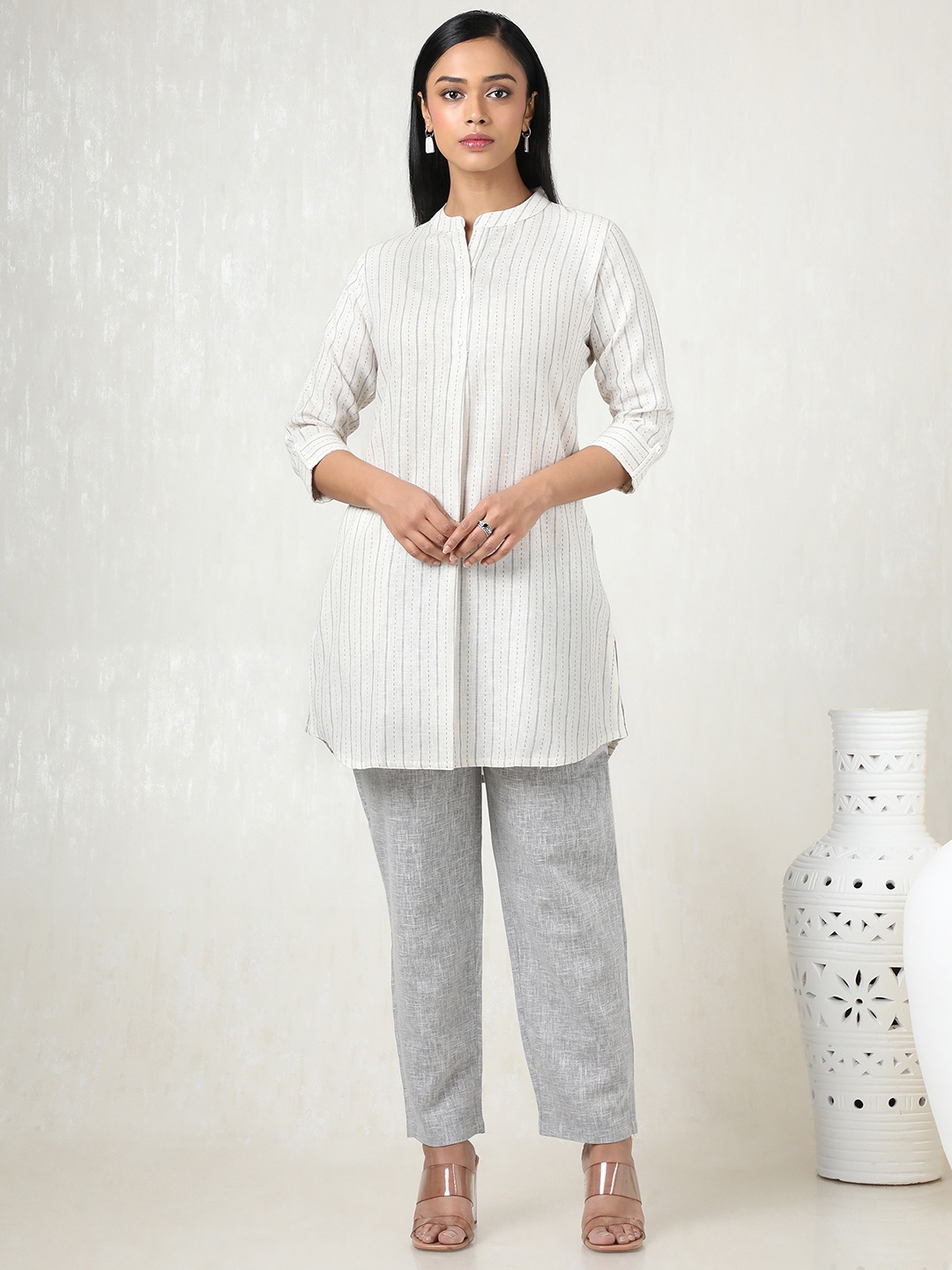 

Soch Women Striped Regular Linen Kurta with Trousers, Off white
