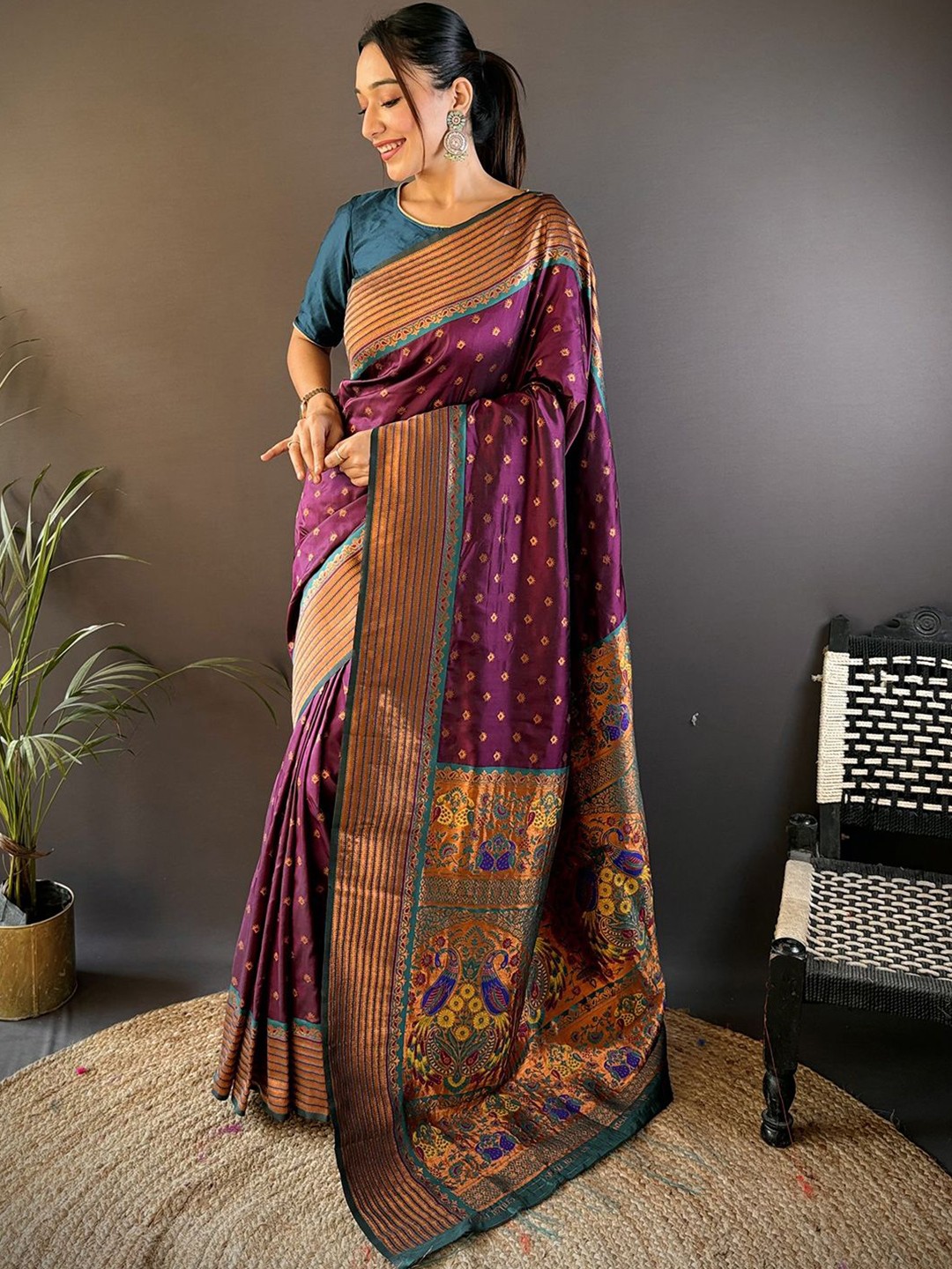 

LeeliPeeri Designer Woven Design Zari Silk Blend Paithani Saree, Purple