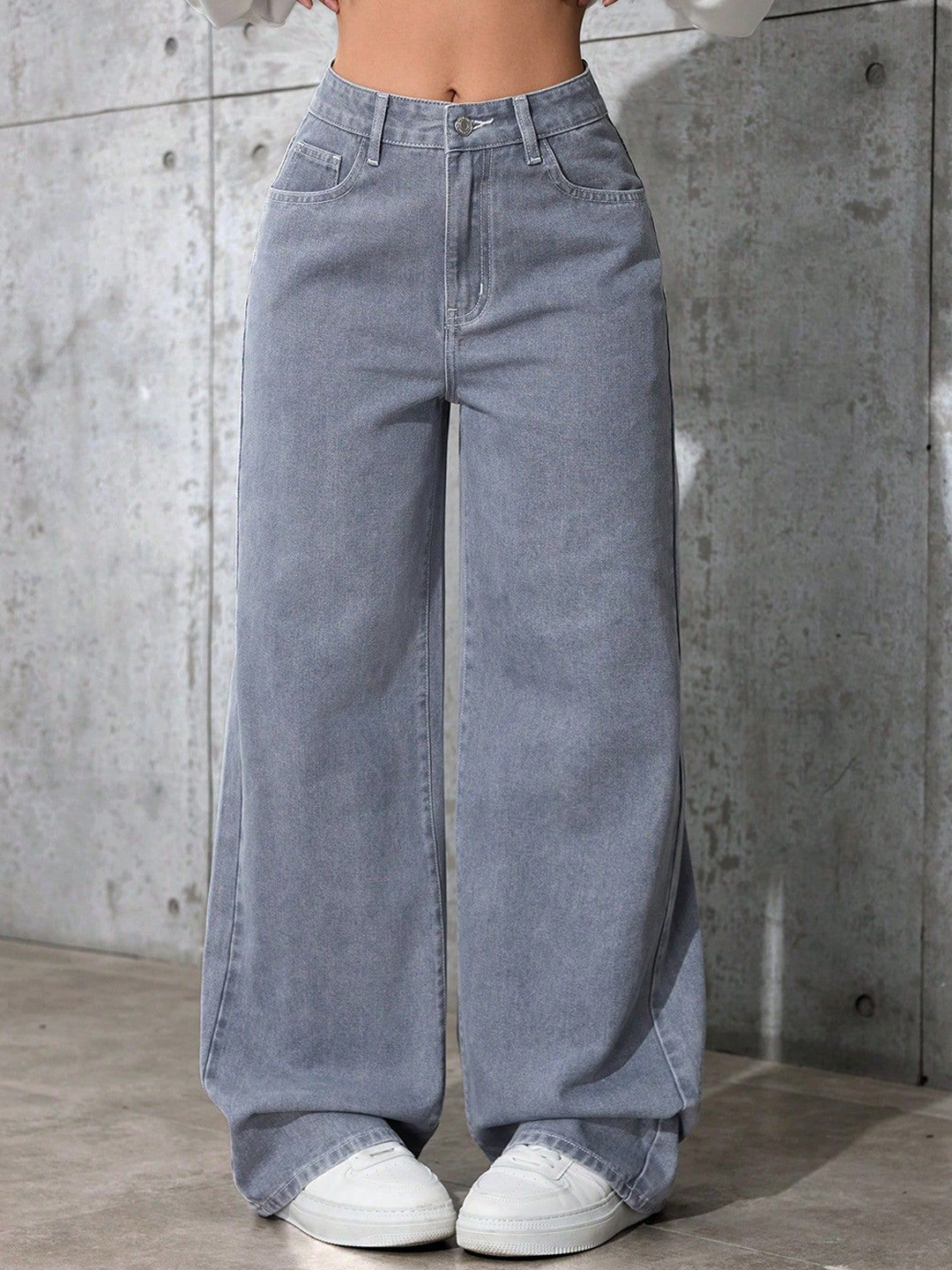 

DressBerry Women Comfort Straight Fit High-Rise Light Fade Acid Wash Stretchable Jeans, Grey