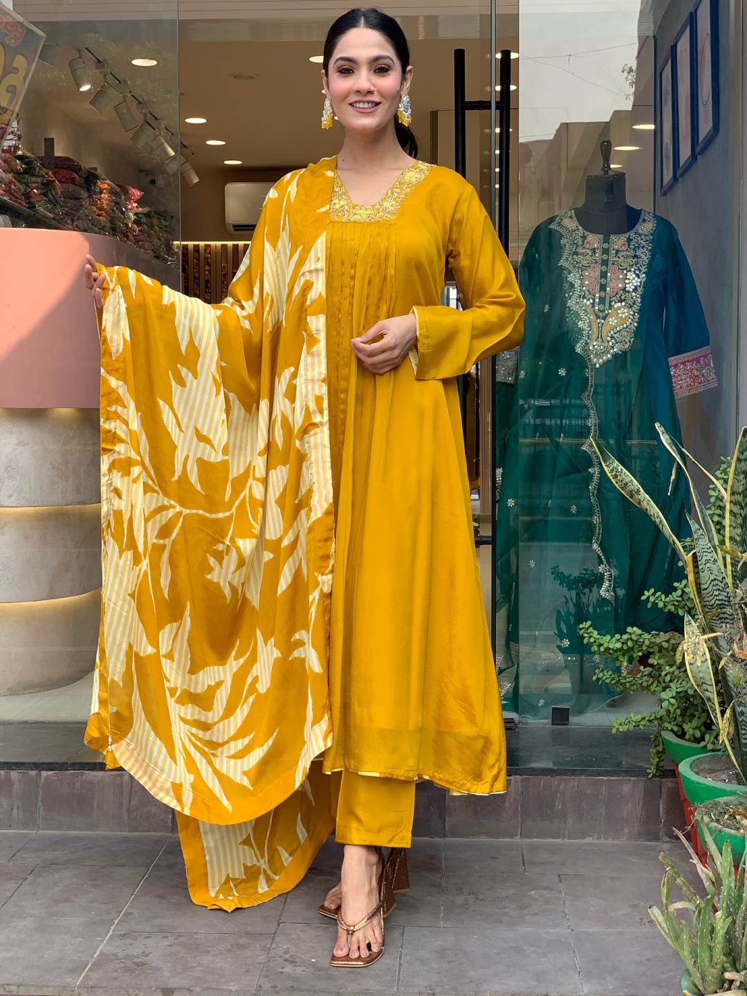 

KOTRONS Women Embroidered Regular Thread Work Silk Chiffon Kurta with Trousers & With Dupatta, Mustard