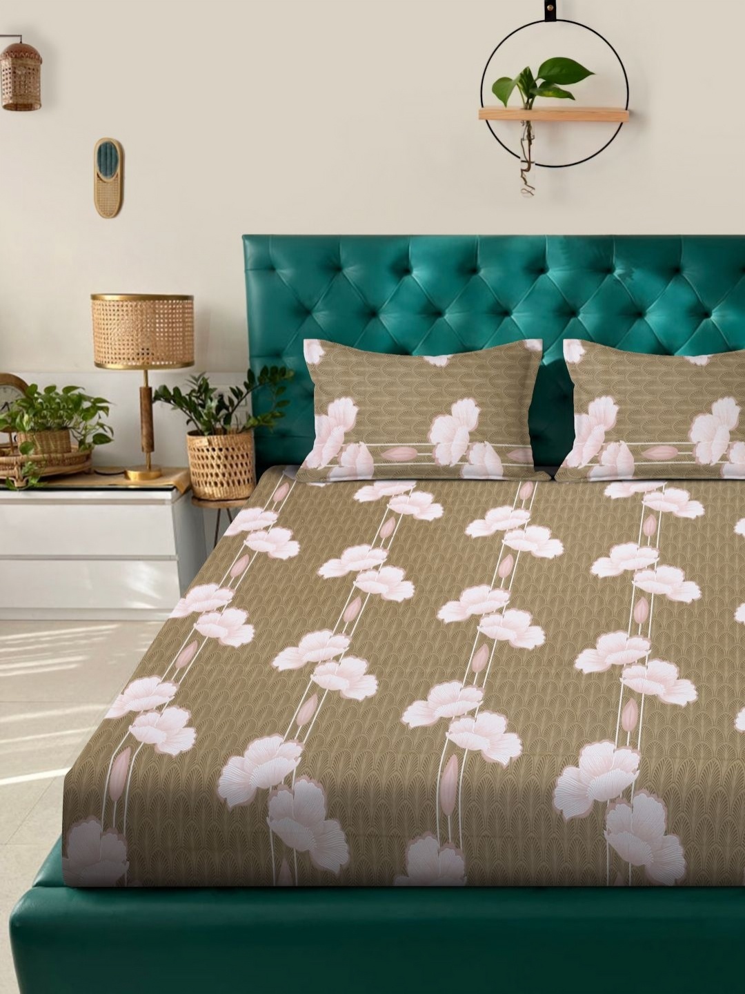

Myntra Elegant Homes Olive Printed 400 TC Pure Cotton King Bedsheet Set 2.25 m x 2.50 m