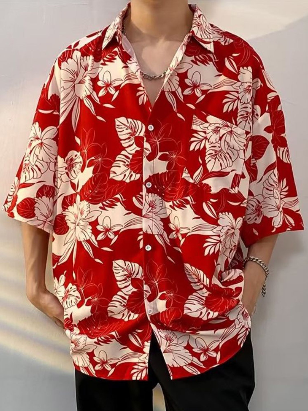 

HERE&NOW Men Floral Opaque Casual Shirt, Red