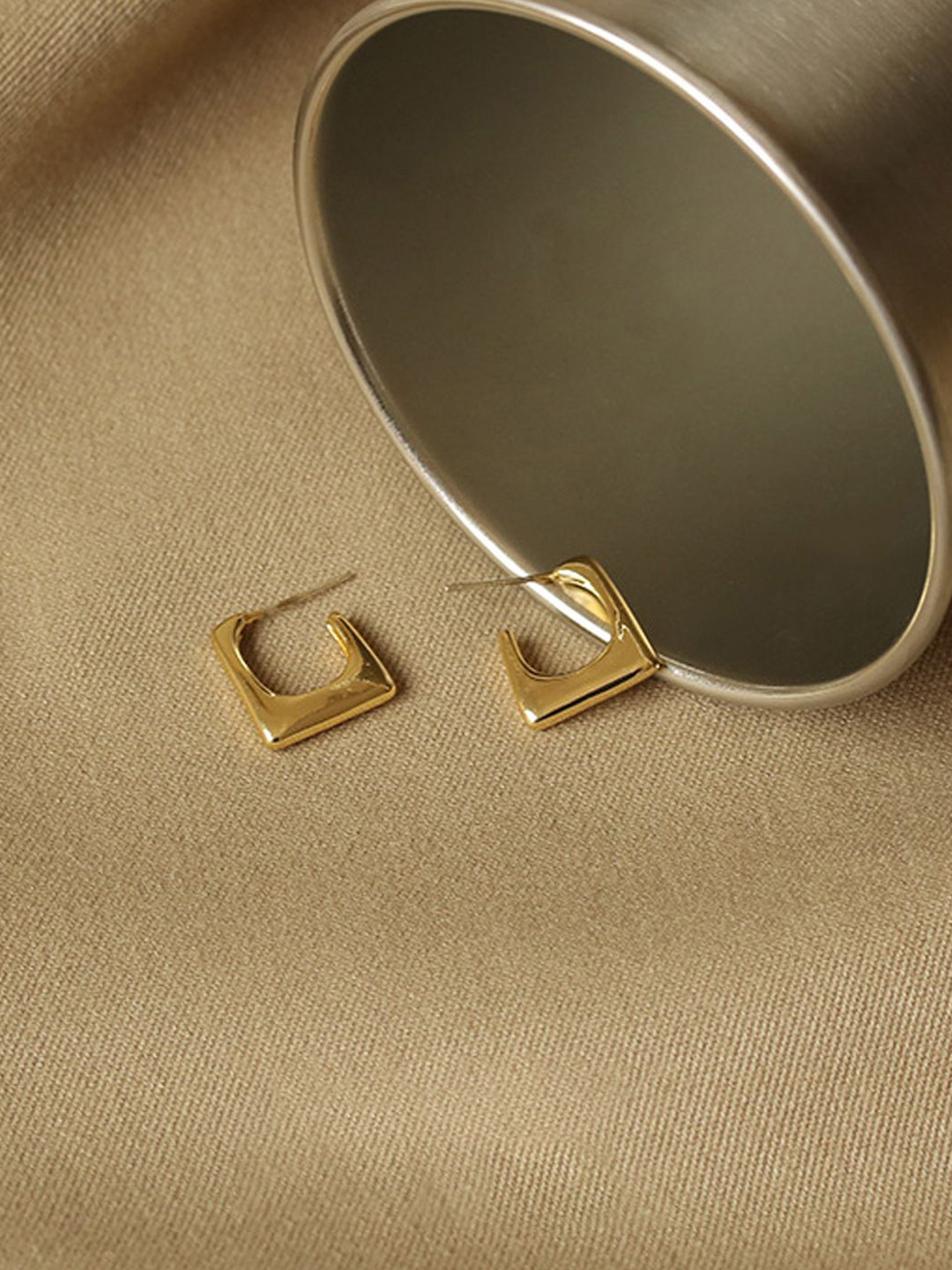 

Krelin Gold-Plated Stainless Steel Open Square Shaped Hoop Earrings