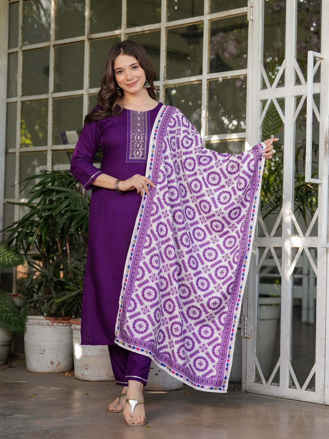 

Murta Trends Women Embroidered Regular Sequinned Kurta with Trousers & With Dupatta, Purple