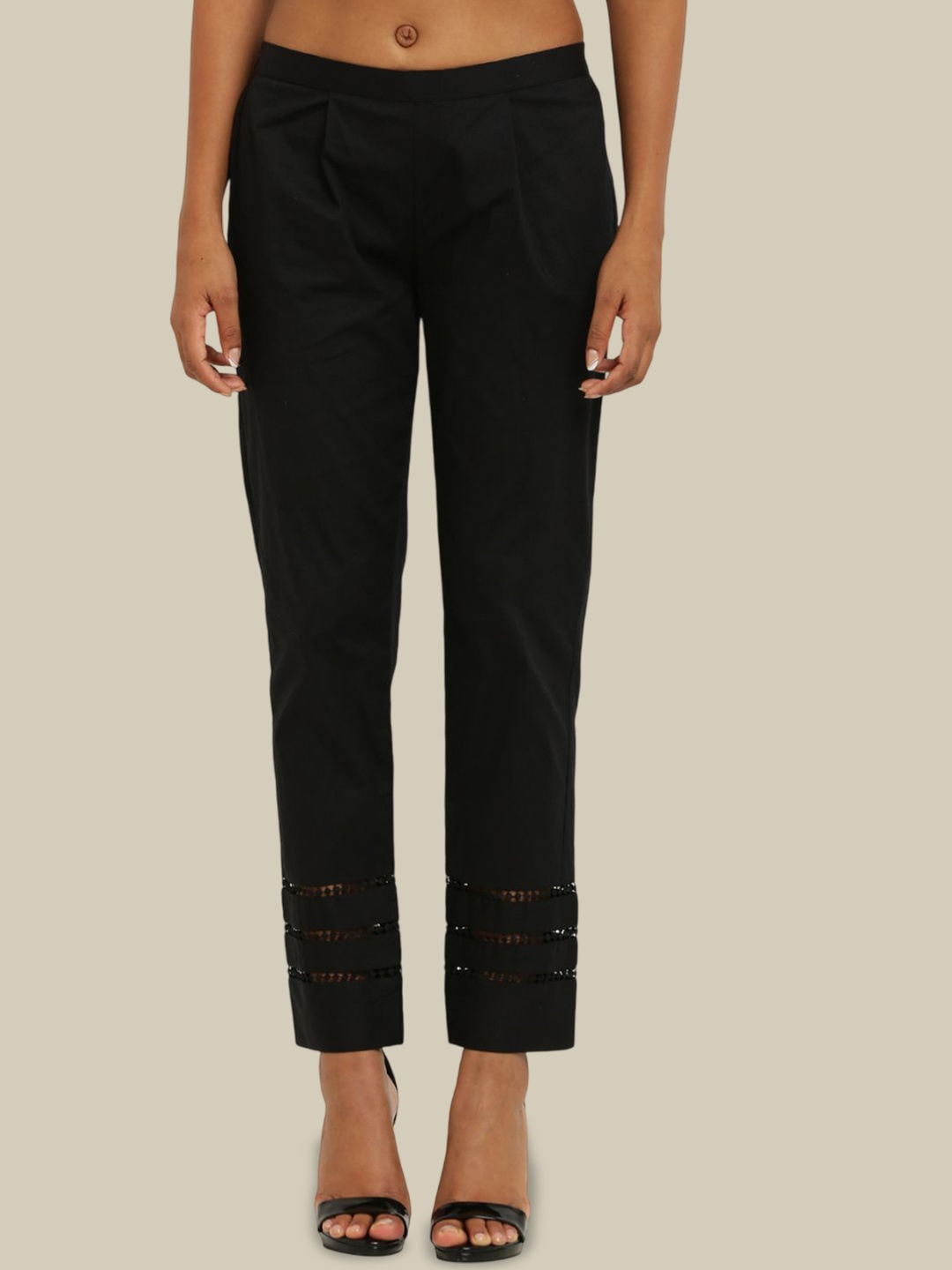 

Sellingsea Women Trousers, Black