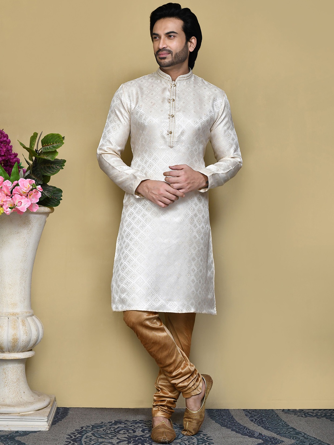 

RANAK Men Regular Kurta with Pyjamas, Beige