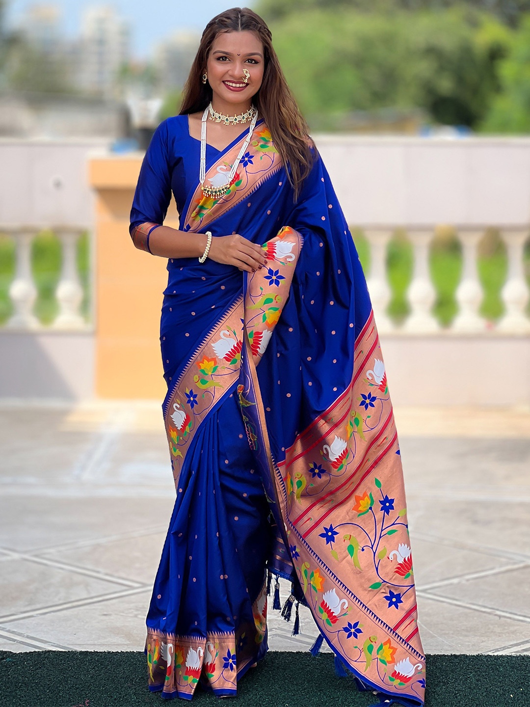 

Ekta Textiles Woven Design Zari Pure Silk Paithani Saree, Blue