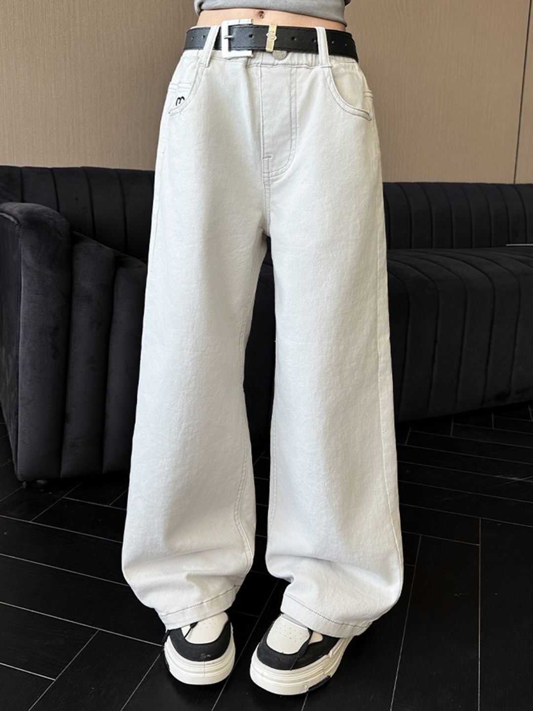 

LULU & SKY Girls Loose Fit Trousers, White