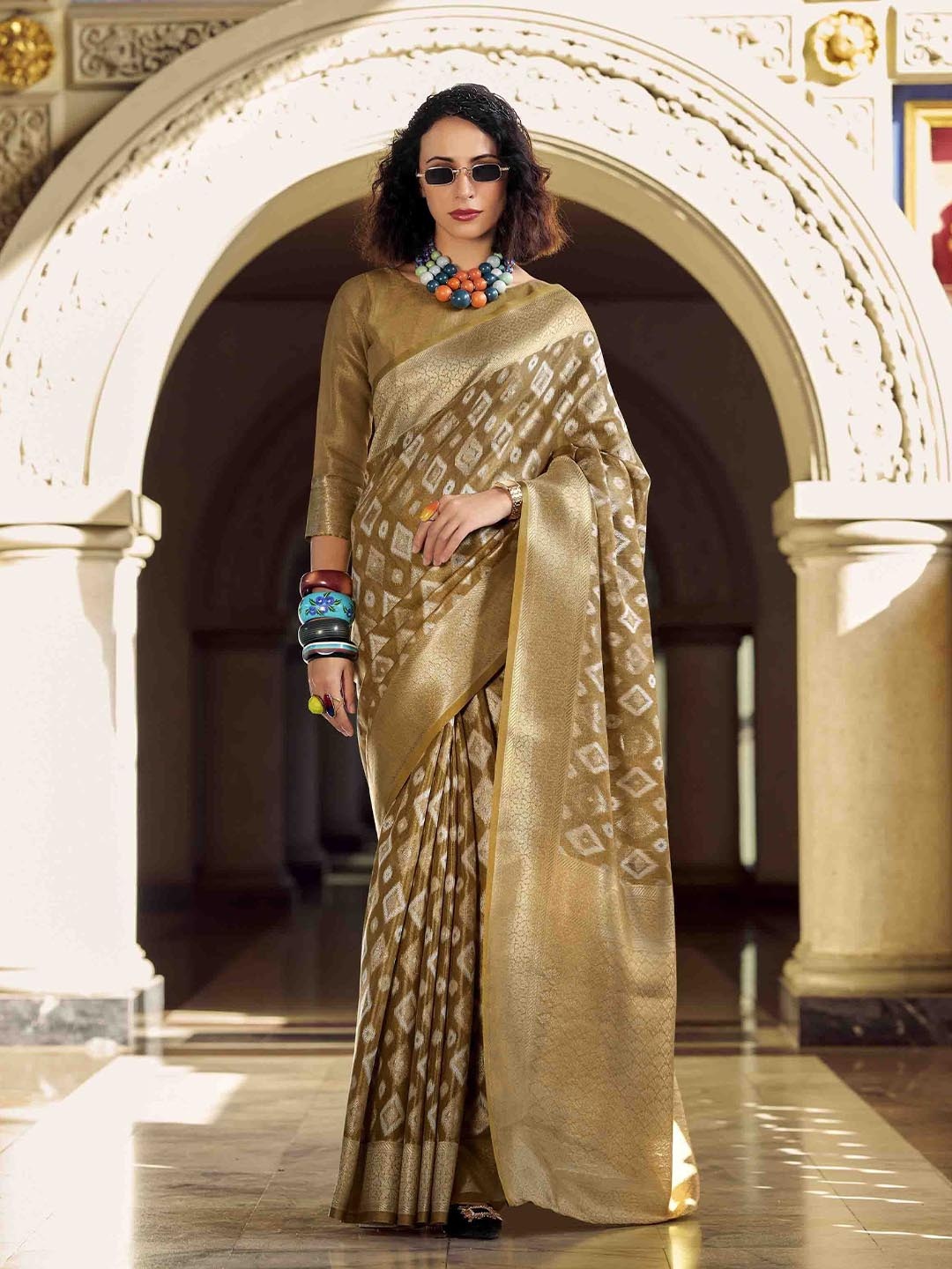 

DIVASTRI Woven Design Zari Tissue Ikat Saree, Camel brown