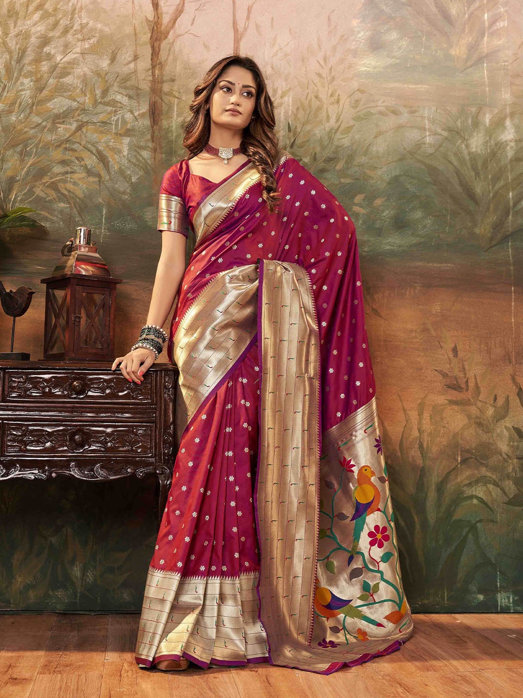 

DIVASTRI Woven Design Zari Silk Blend Paithani Saree, Purple