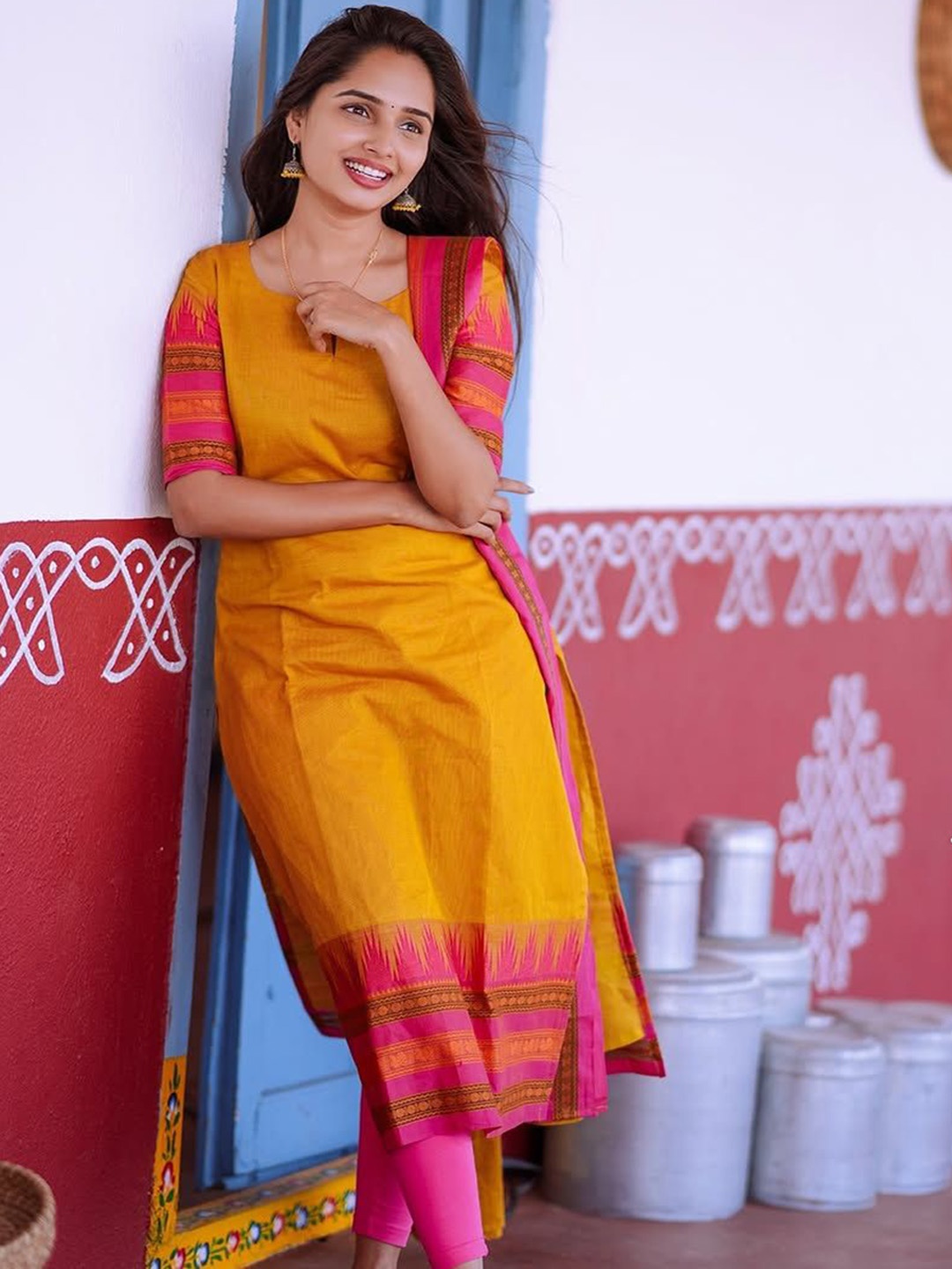 

LERIYU Women Regular Pure Cotton Kurta With Dupatta, Yellow
