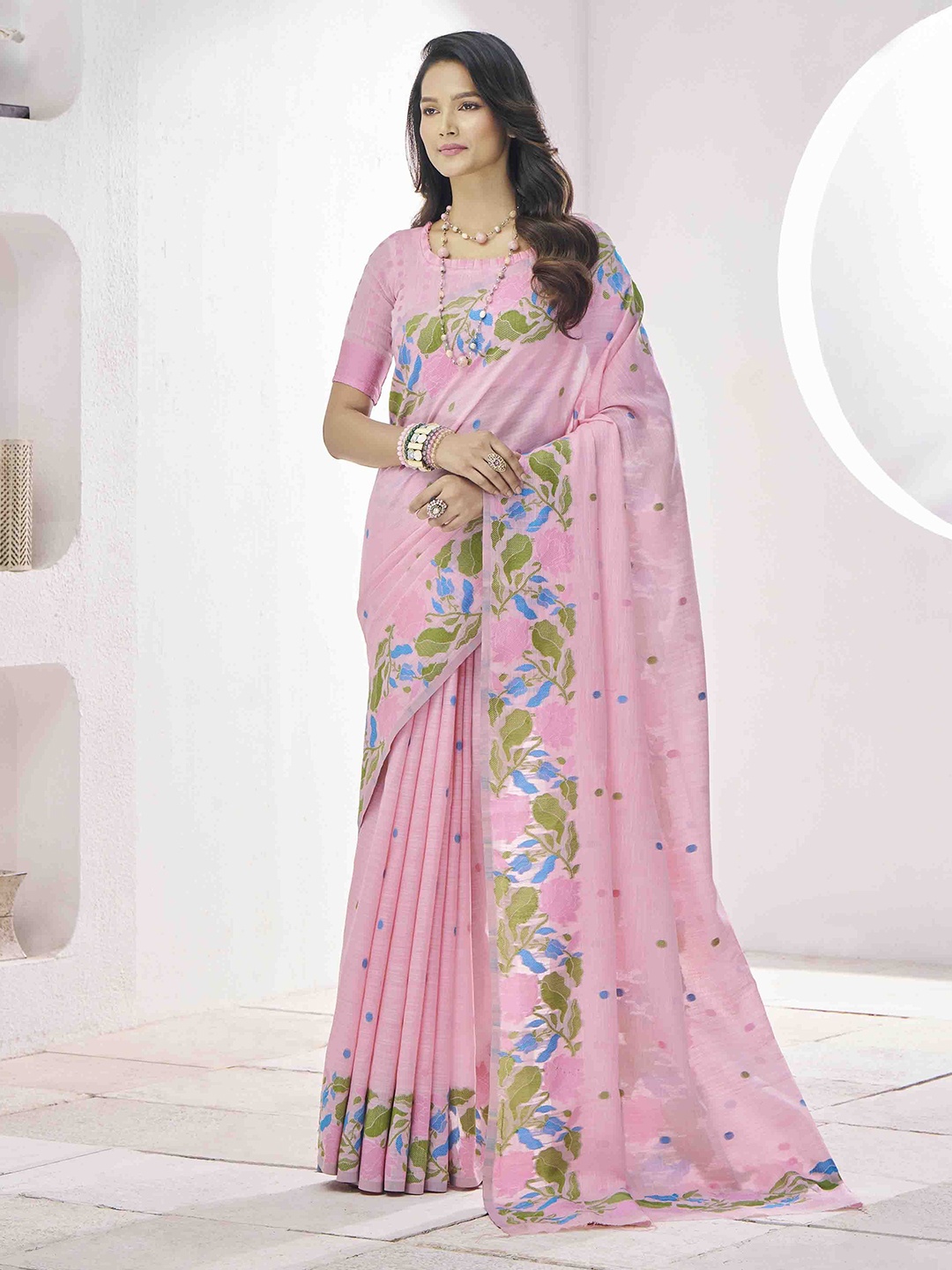 

Blissta Woven Design Linen Blend Saree, Pink
