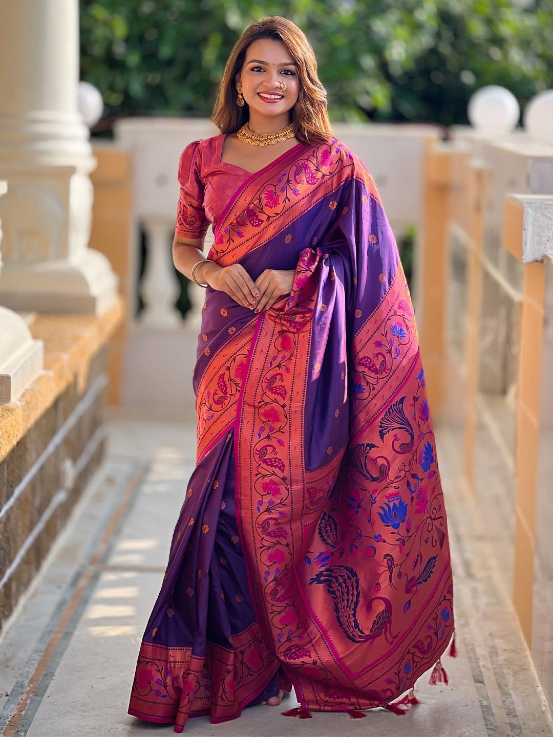 

Divyadham Textiles Woven Design Zari Pure Silk Paithani Saree, Violet