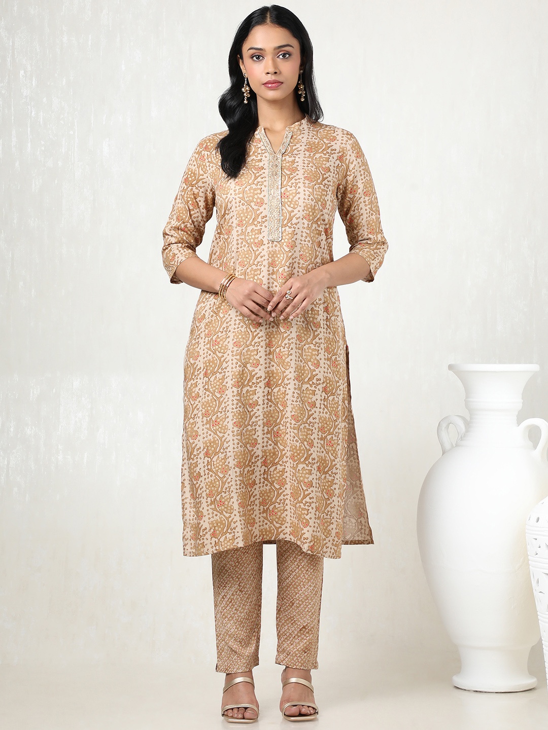 

Soch Women Floral Printed Regular Gotta Patti Kurta with Trousers, Beige