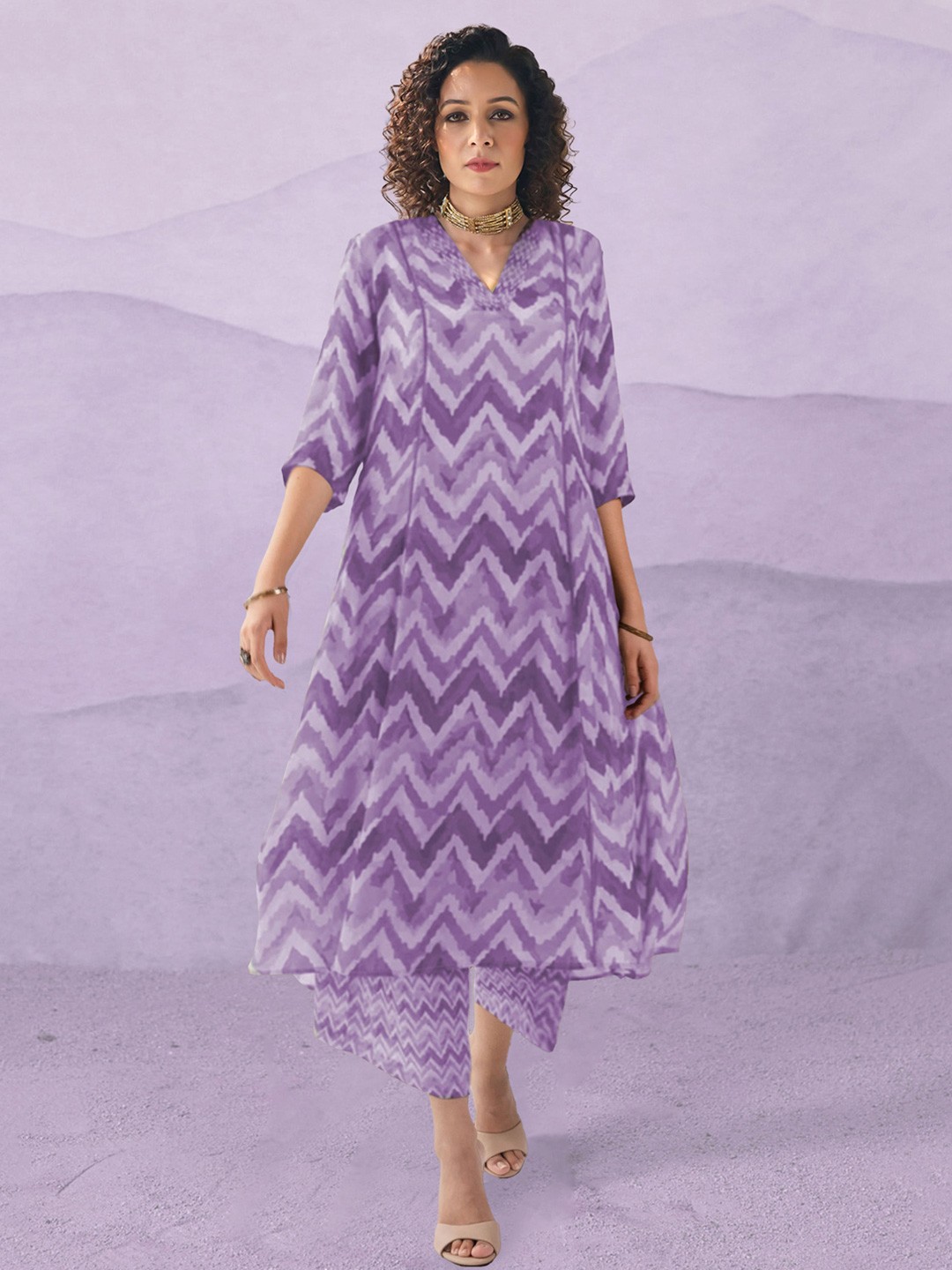 

KALINI Chevron Printed V-Neck Three-Quarter Sleeves Regular Kurta With Palazzo, Purple