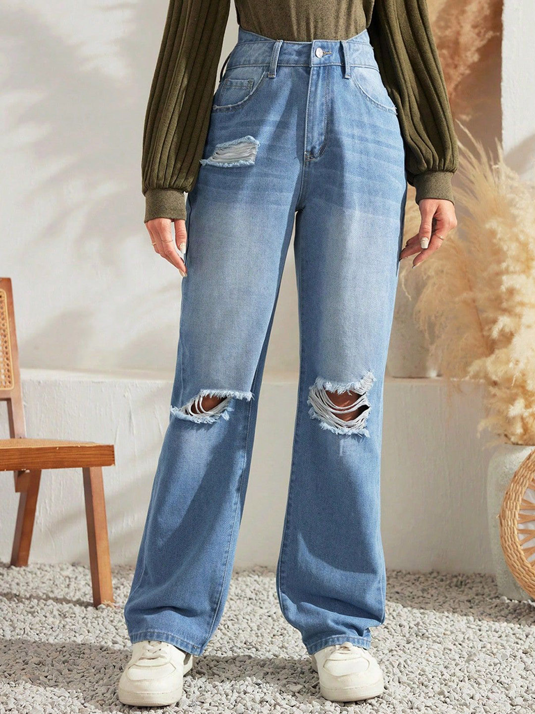 

NUCOUTHS Women Jean High-Rise Highly Distressed Light Fade Stretchable Jeans, Blue