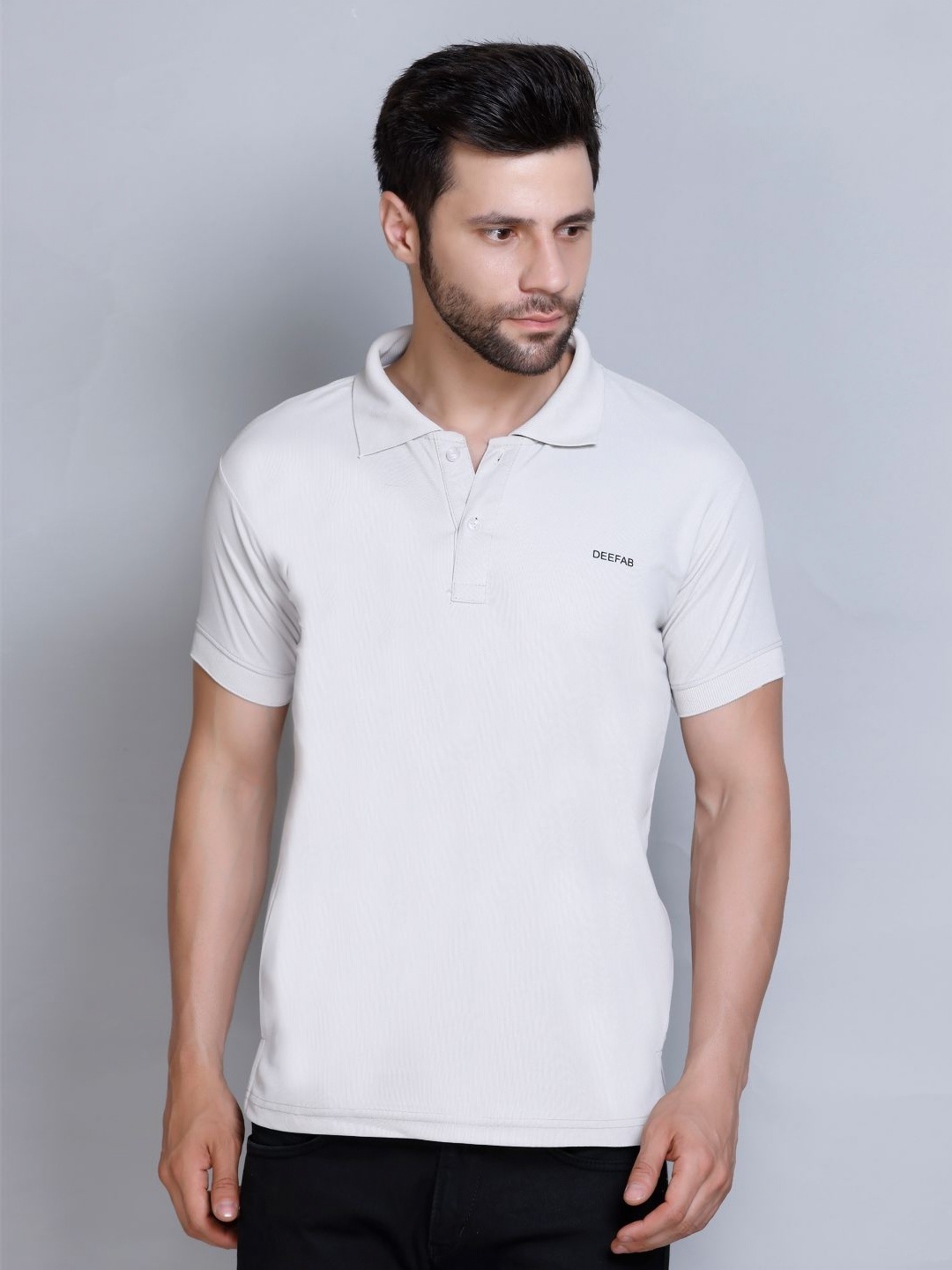 

Deefab Men Pockets T-shirt, Grey