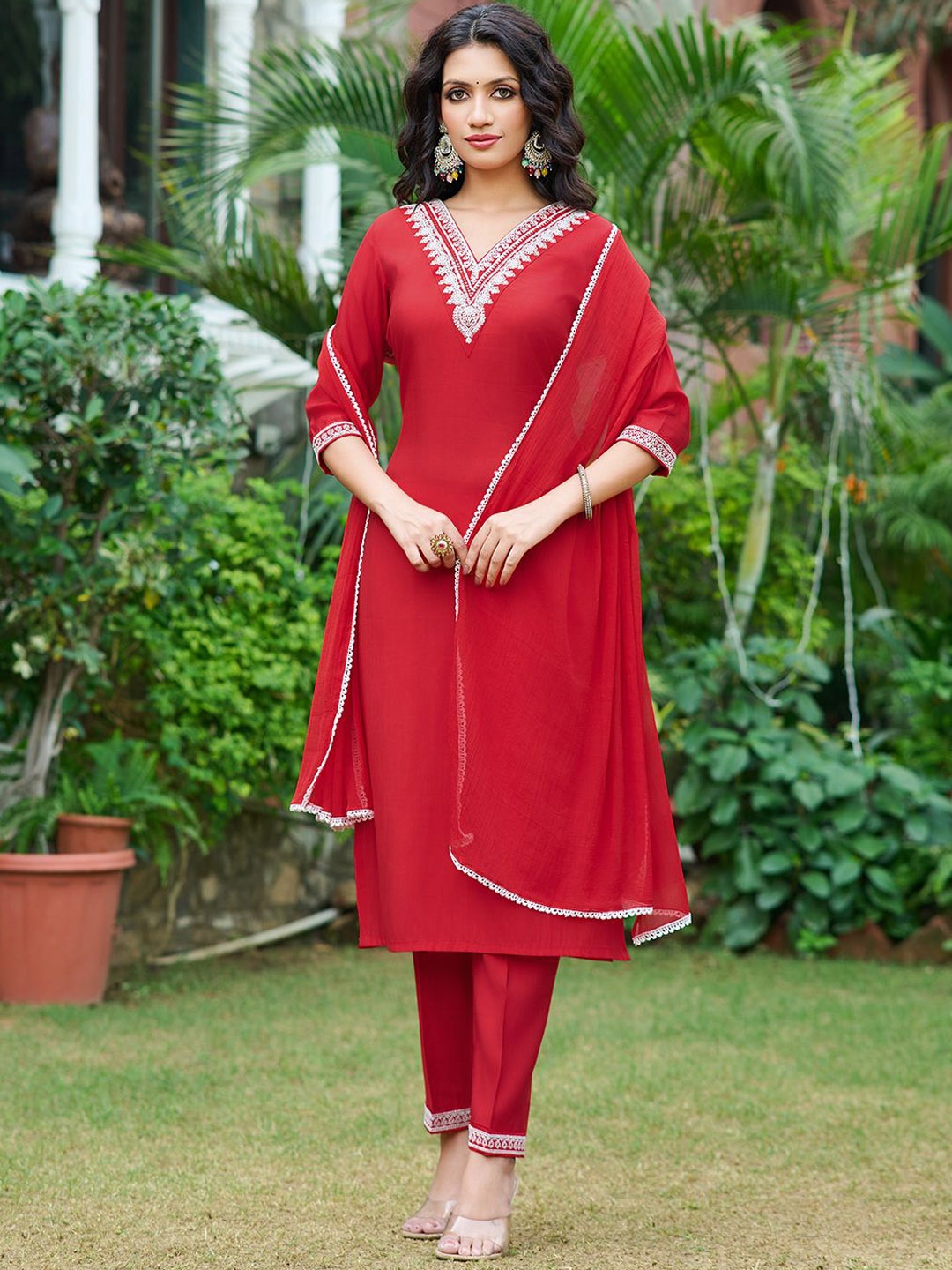 

Moda Rapido Women Floral Embroidered Regular Kurta with Trousers & With Dupatta, Red