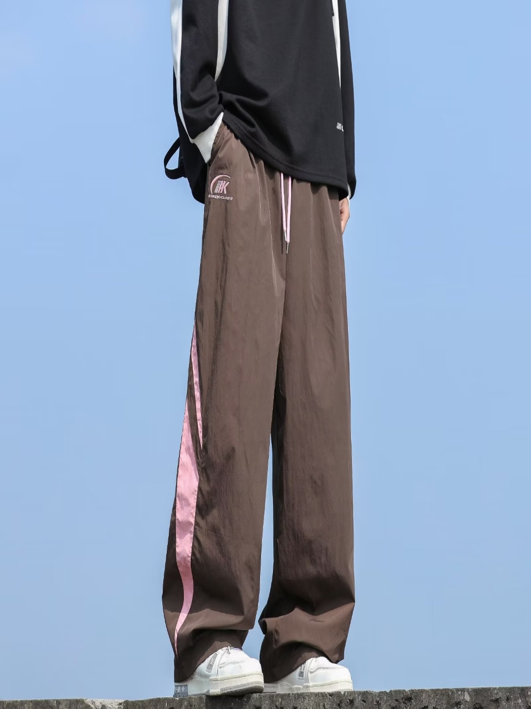 

HERE&NOW Men Loose Fit Trousers, Mauve