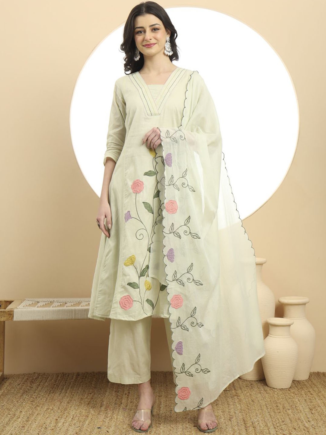 

Yufta Women Floral Embroidered Regular Thread Work Pure Cotton Kurta with Trousers & With Dupatta, Green