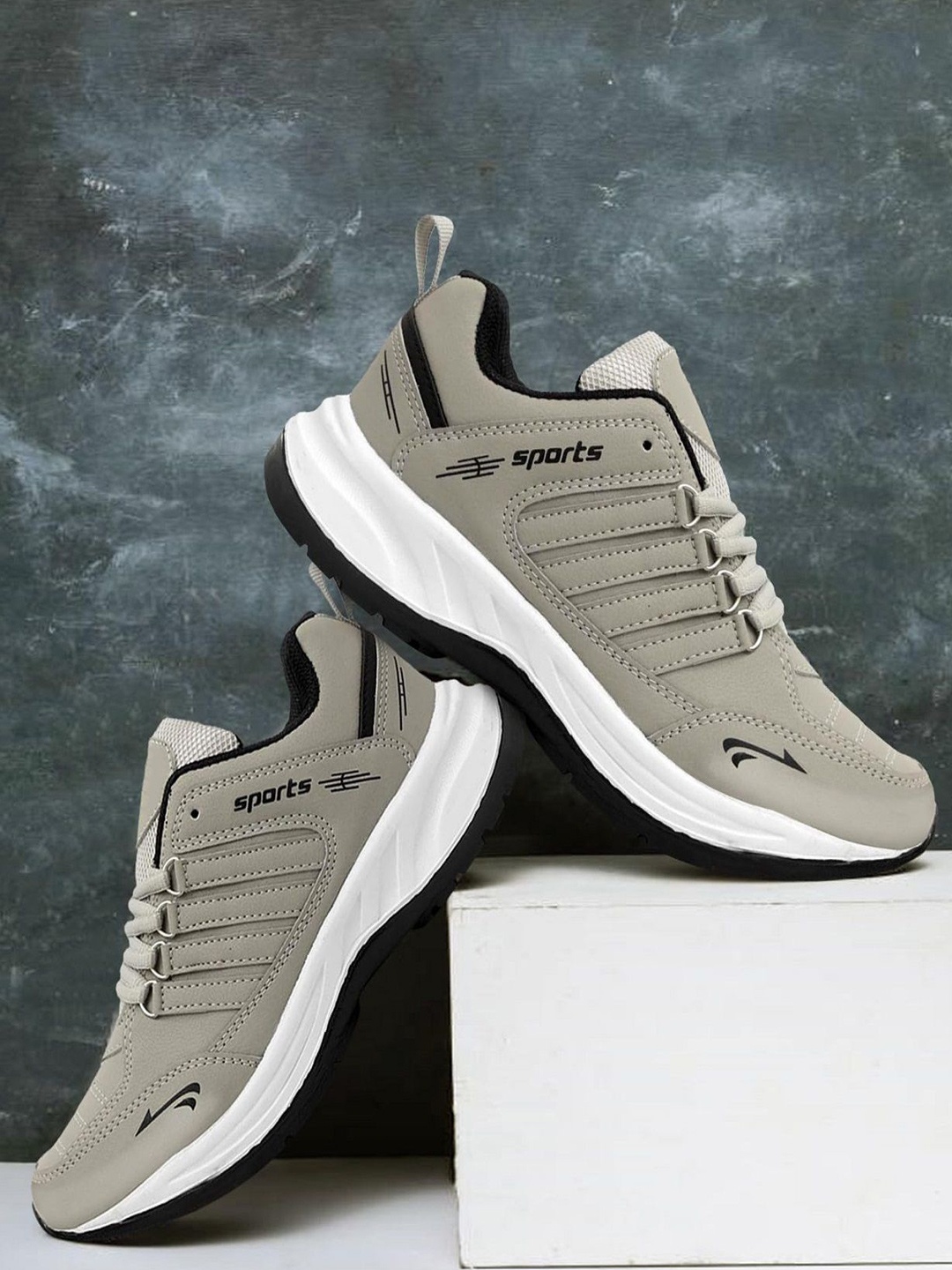

DRACKFOOT Men Running Non-Marking Shoes, Grey