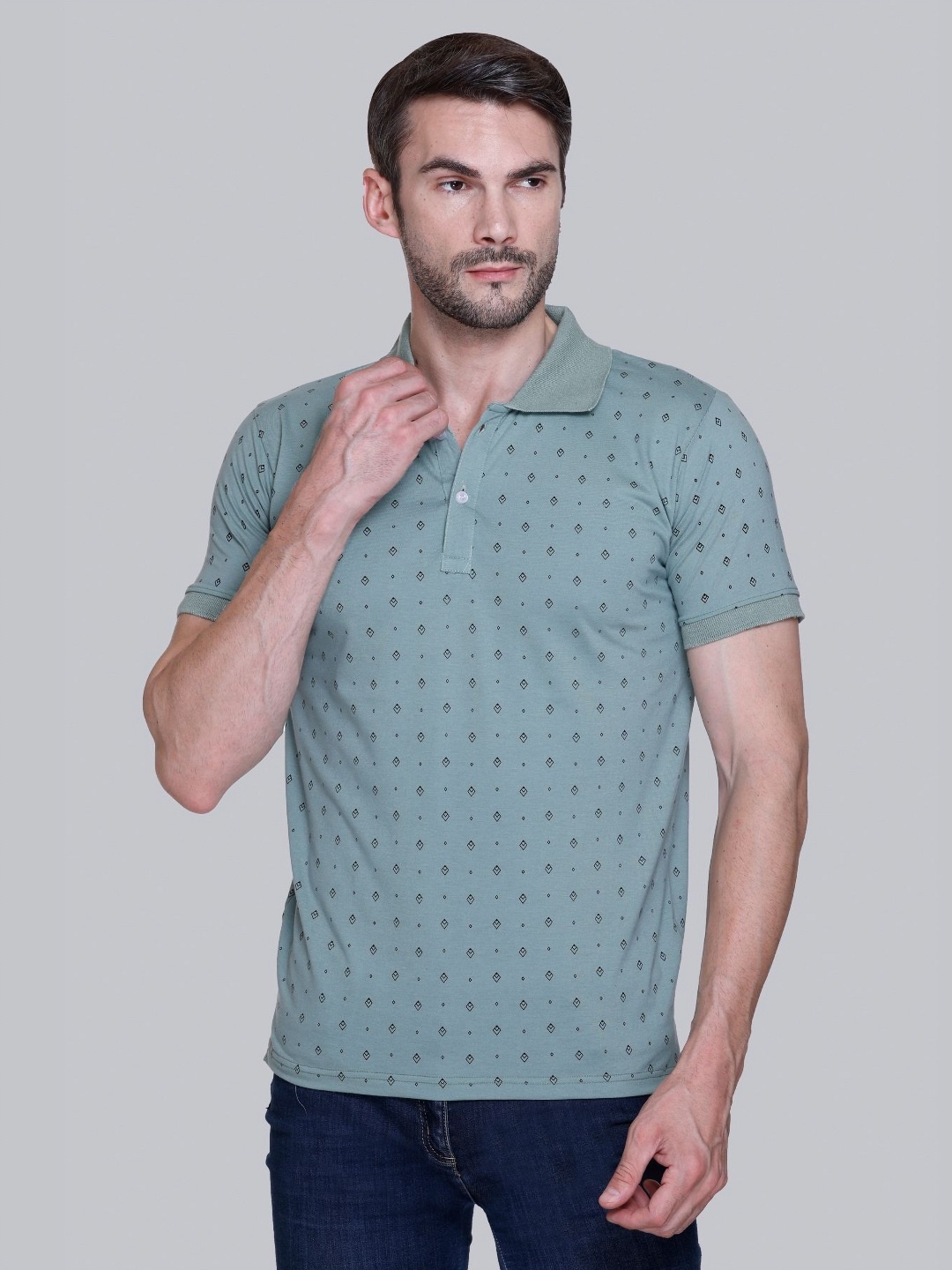 

Deefab Men Extended Sleeves Pockets T-shirt, Sea green