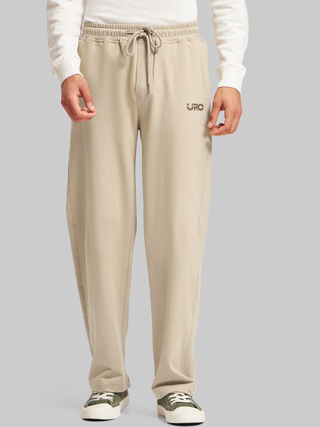 

Underrated Club Men Pure Cotton Regular Trousers, Beige