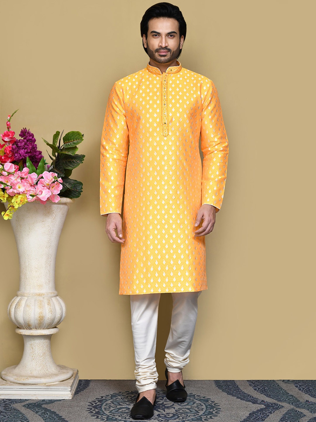 

RANAK Men Regular Kurta with Pyjamas, Yellow