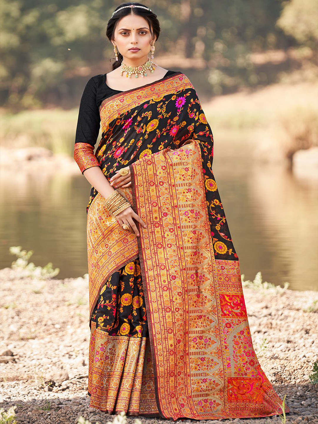 

FASHION STROM Woven Design Zari Silk Blend Banarasi Saree, Black