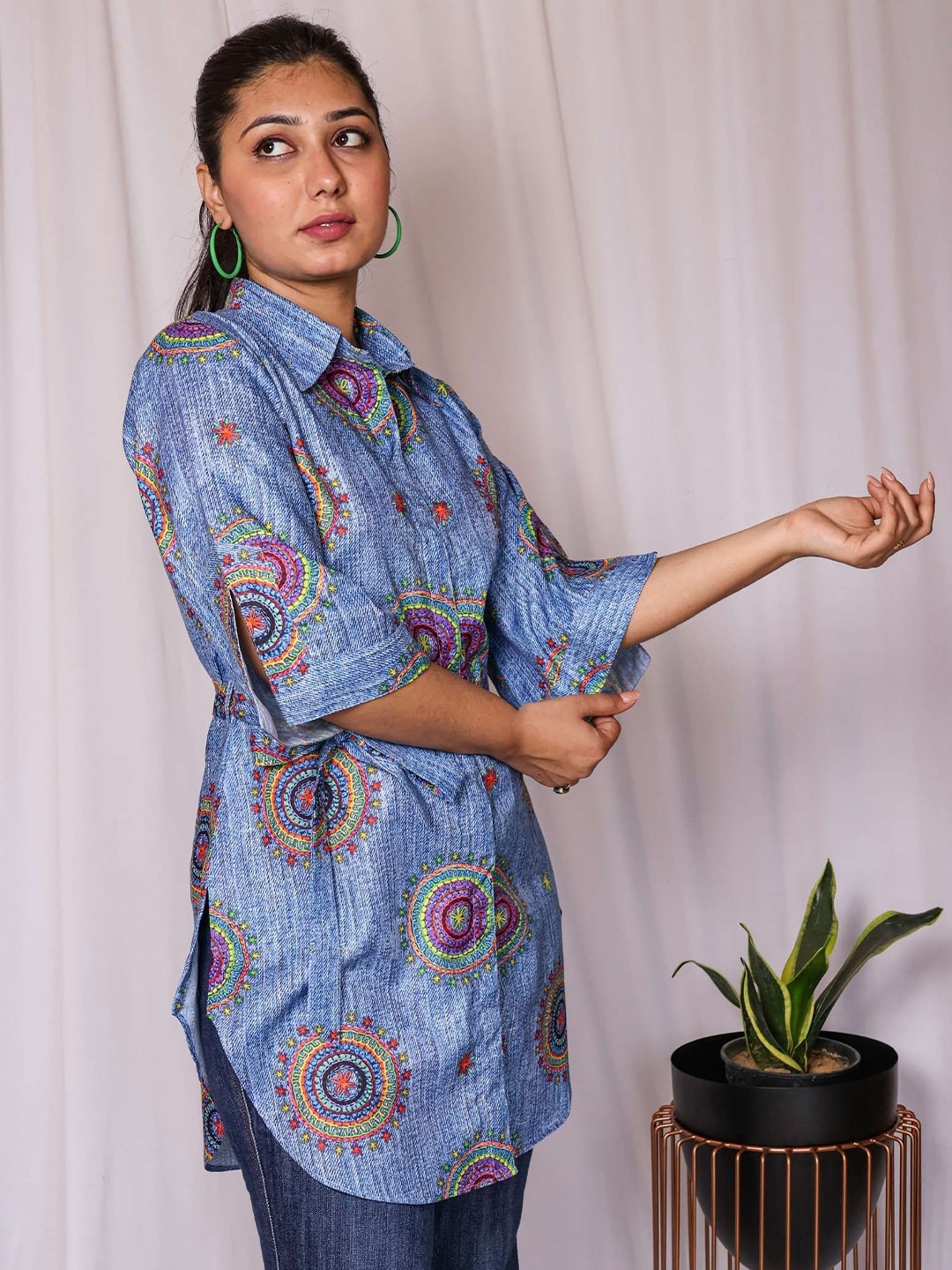 

ALLUREARMOIRE Embroidered Indigo Top, Blue