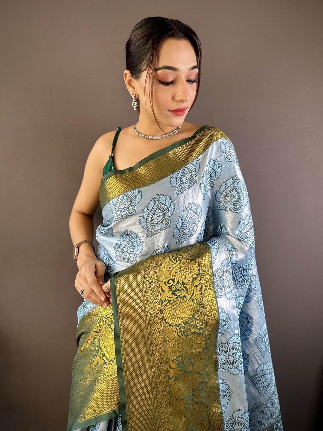 

NIWAA Woven Design Zari Tissue Kanjeevaram Saree, Blue