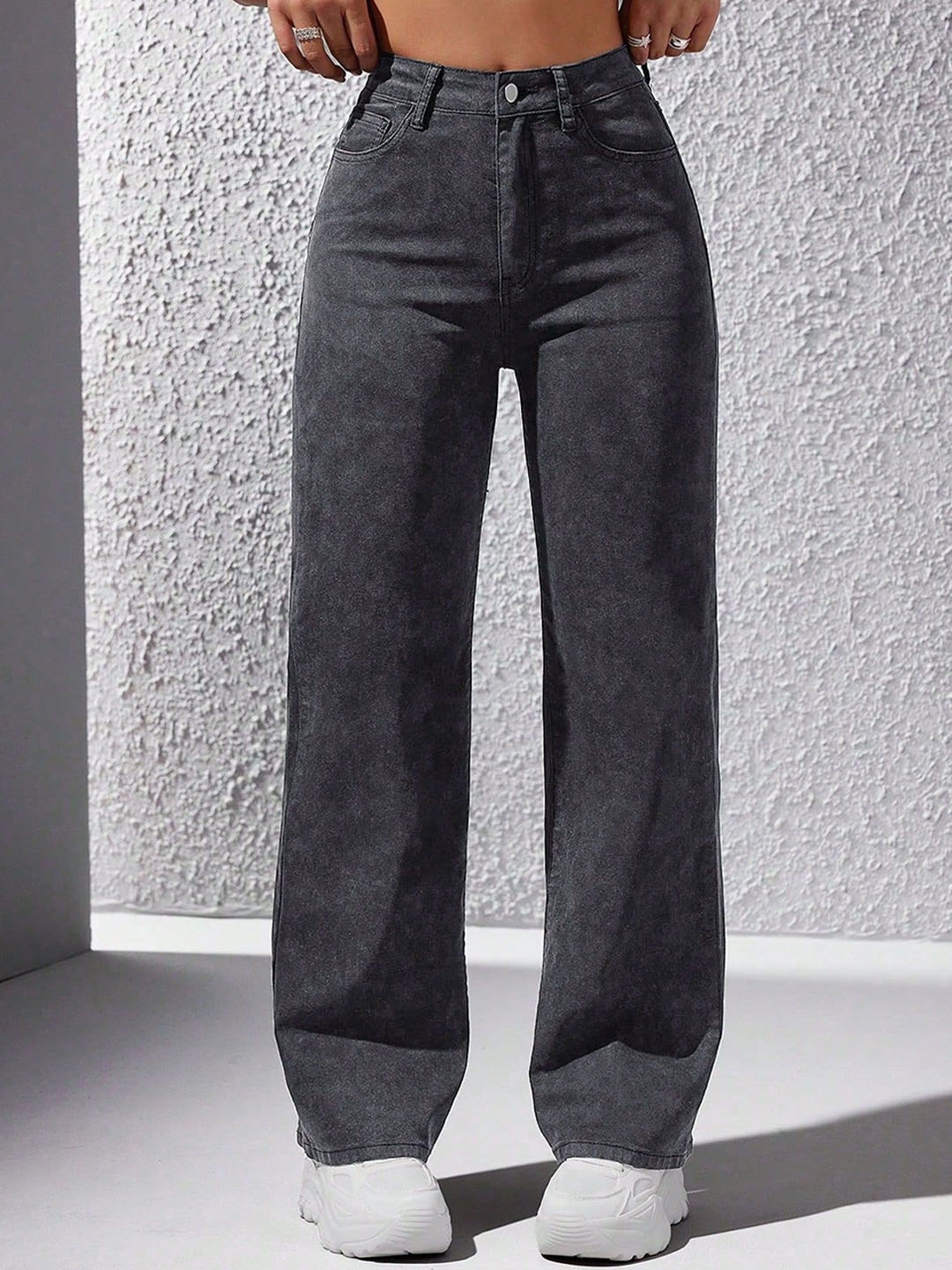 

DressBerry Women Comfort Straight Fit High-Rise Light Fade Acid Wash Stretchable Jeans, Black