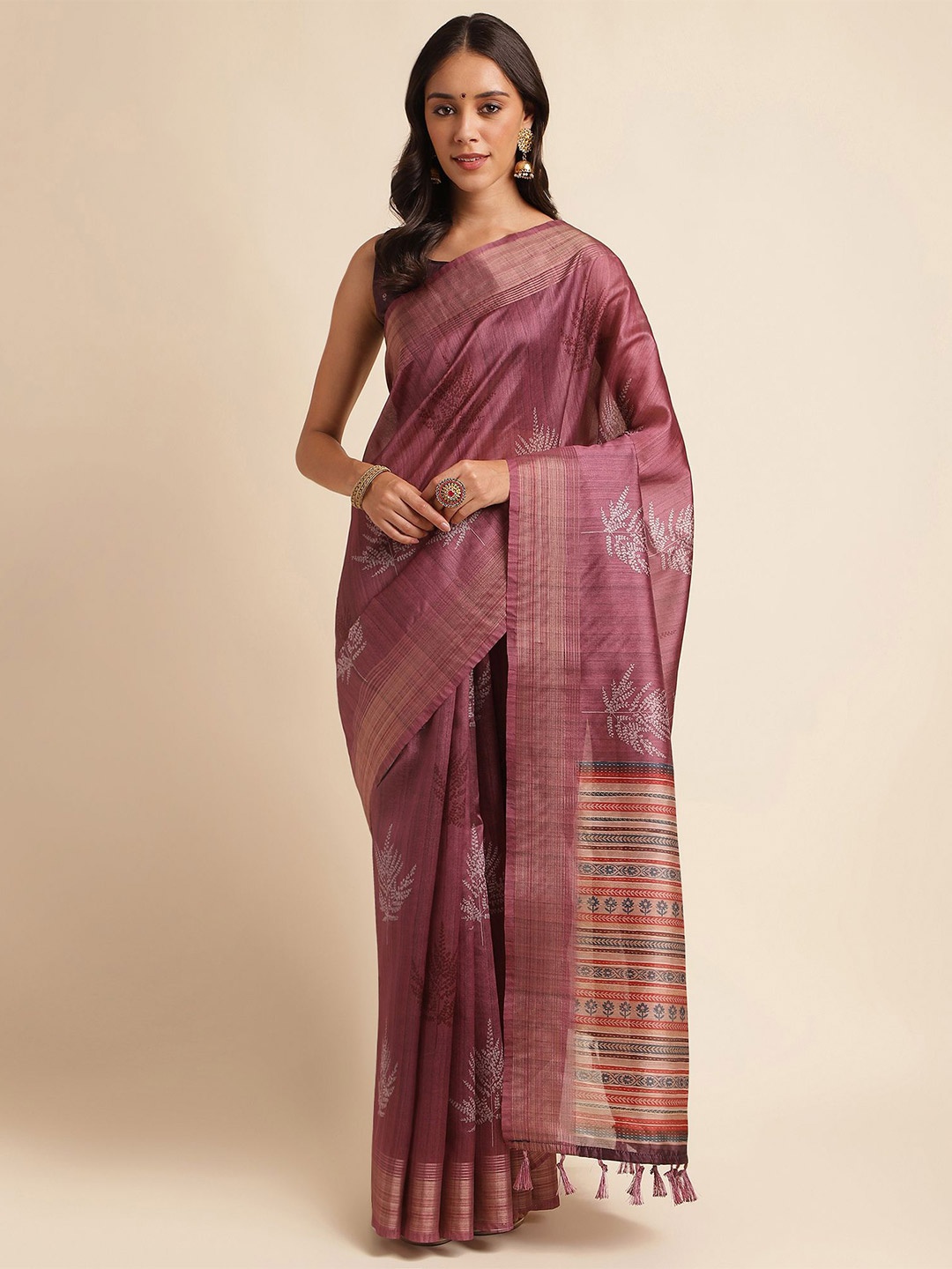 

DIVASTRI Ethnic Motifs Zari Silk Blend Saree, Maroon