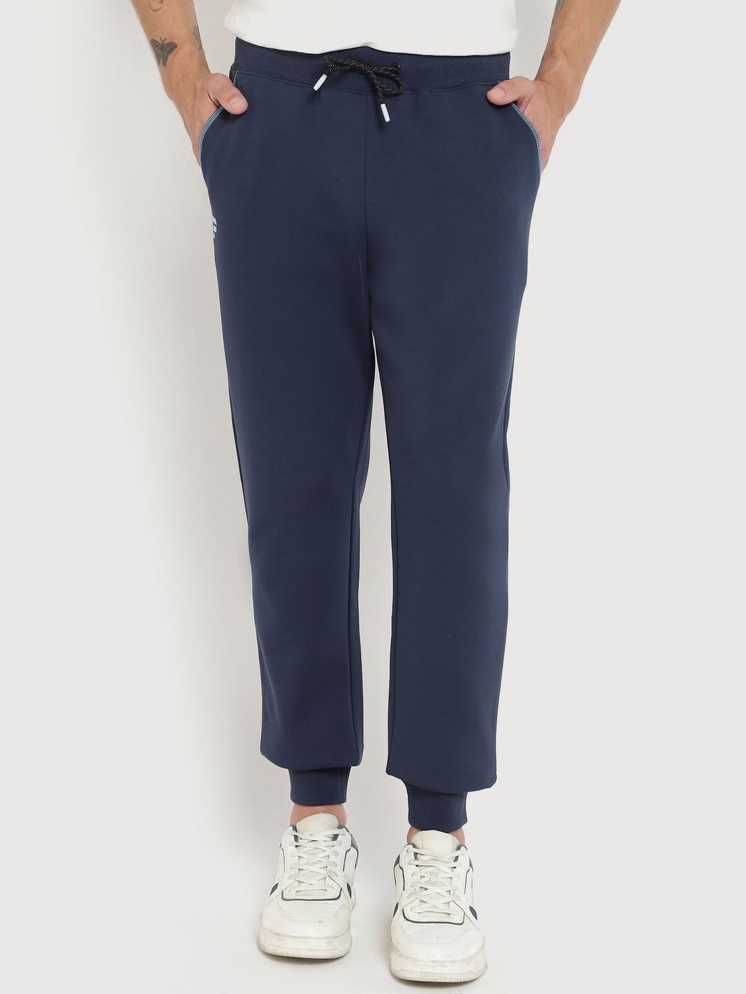 

Guess Blue Printed Mid Rise Zachery Cuff Pant