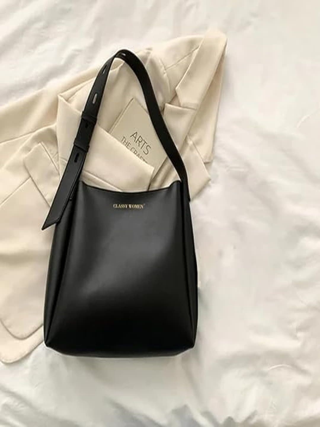 

CLASSY WOMEN Leather Structured Shoulder Bag, Black