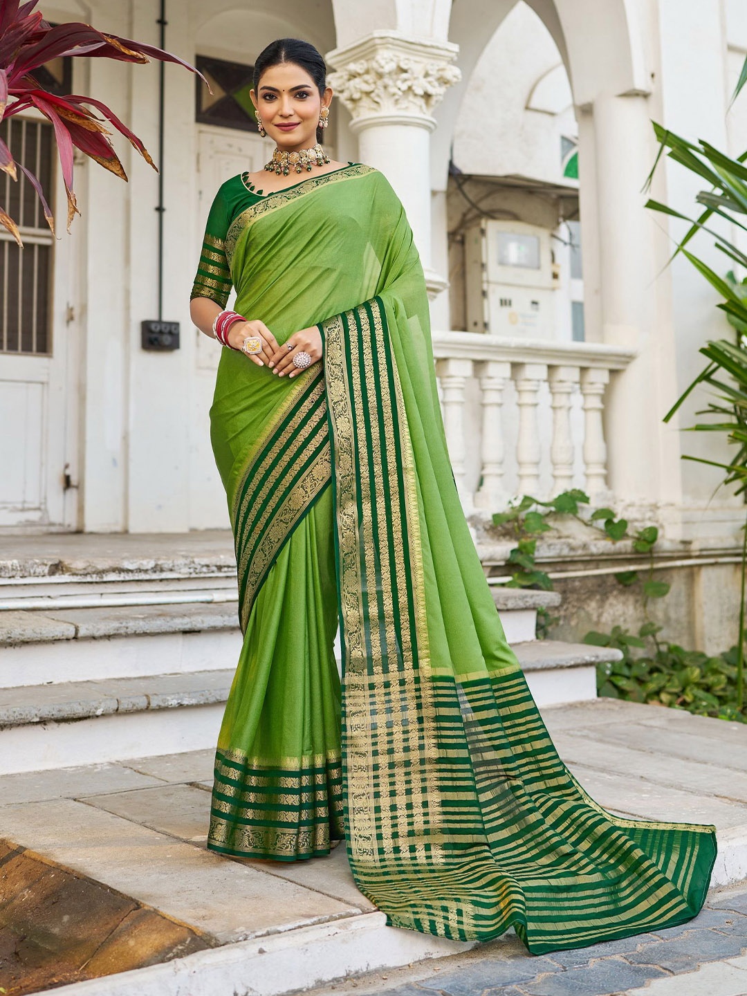 

Sanu Silk Zari Poly Georgette Saree, Lime green