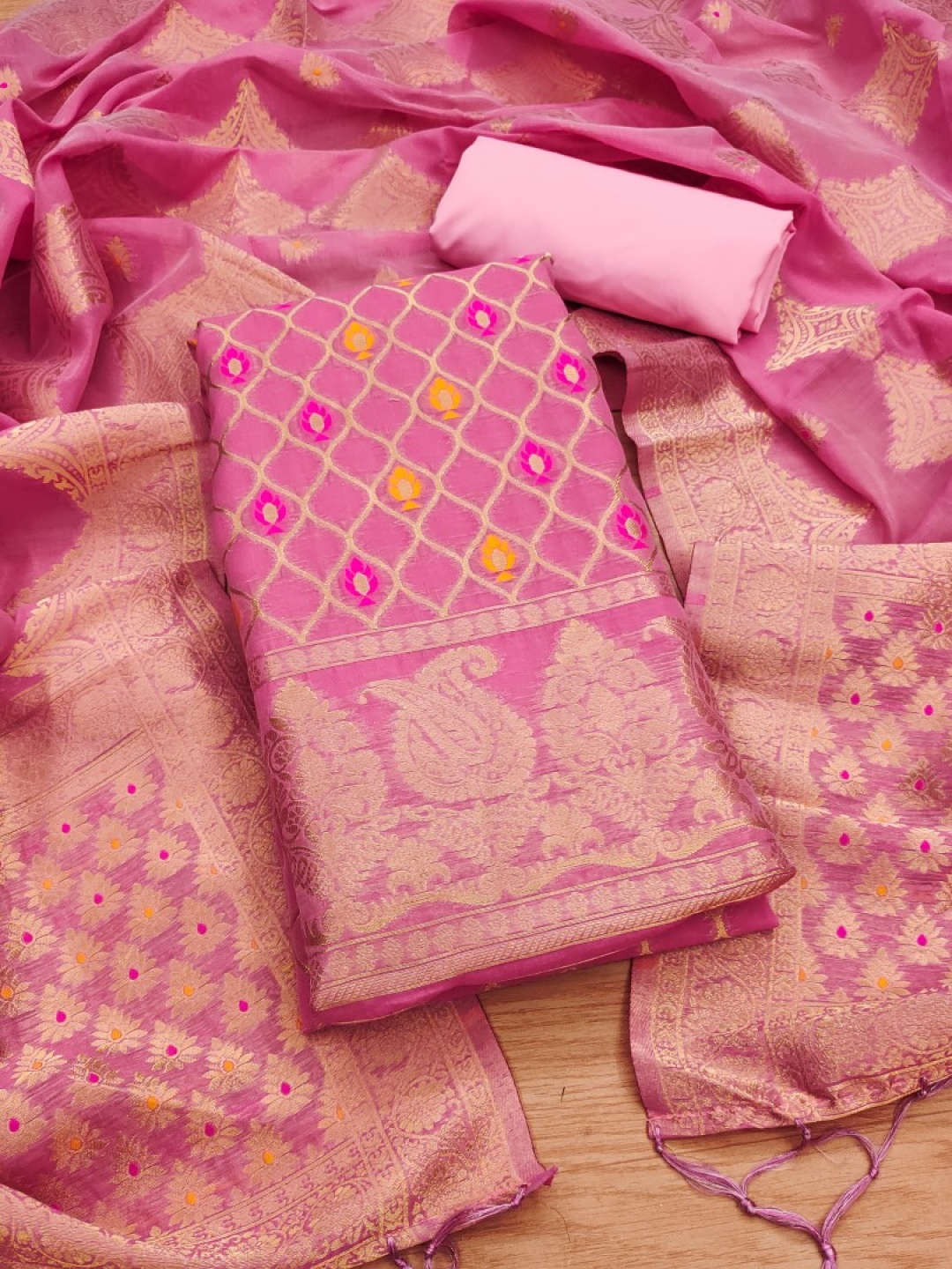 

Rangtulika Ethnic Motifs Woven Design Banarasi Silk Unstitched Dress Material, Pink