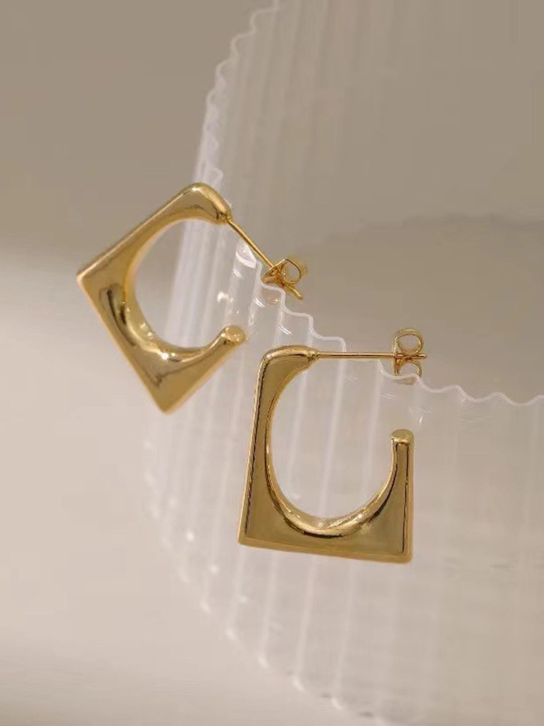 

KRENOZ Gold-Plated Stainless Steel Open Square Shaped Hoop Earrings