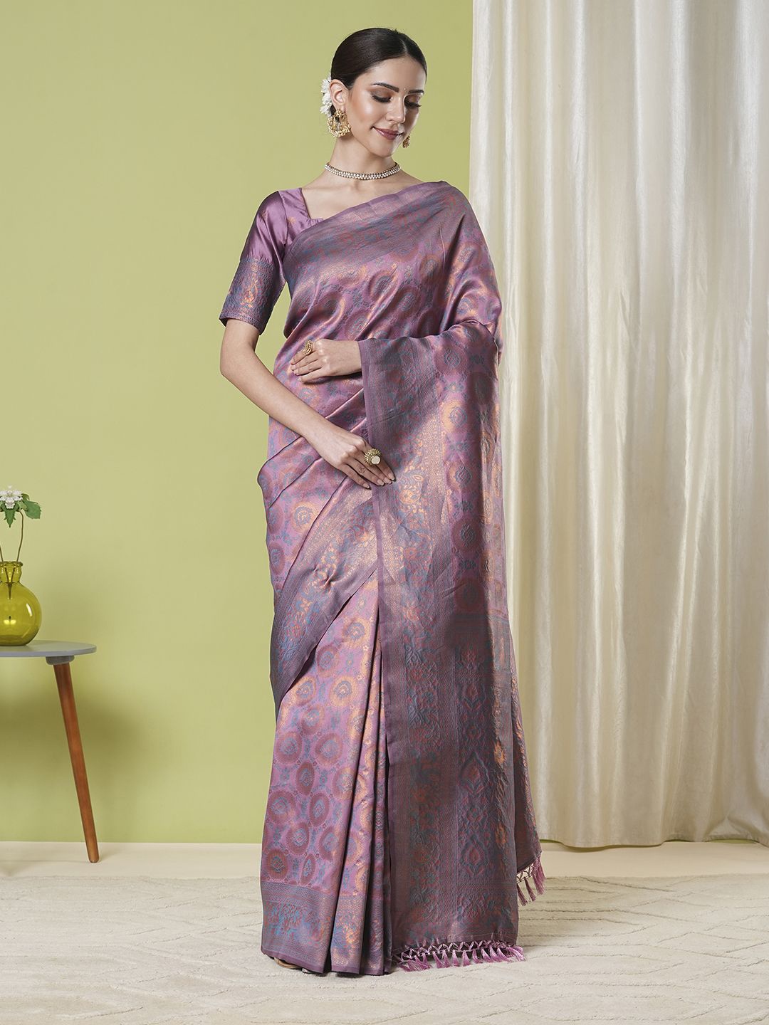 

DIVASTRI Woven Design Zari Art Silk Banarasi Saree, Copper