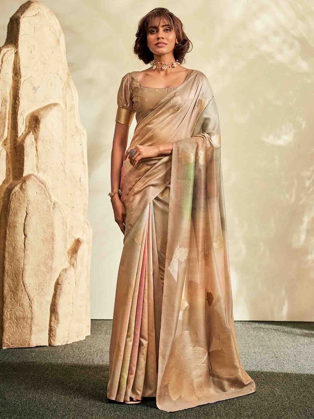 

KIMISHA Floral Zari Silk Blend Saree, Beige