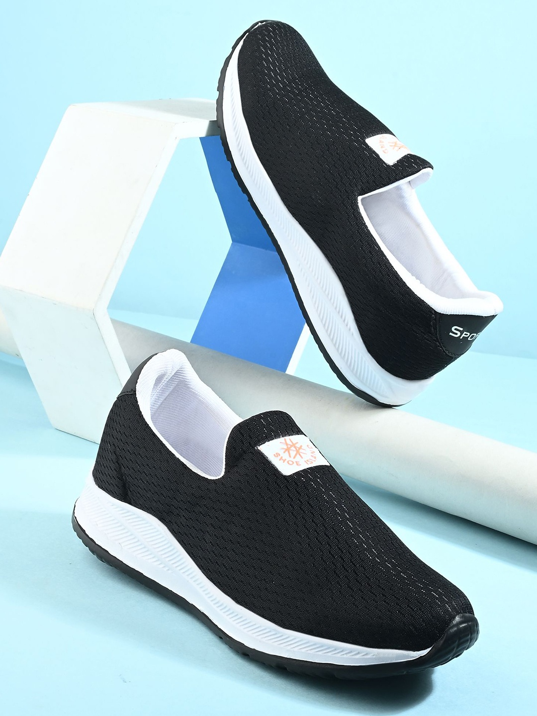 

Shoe Island Men Mesh Running Non-Marking Shoes, Black