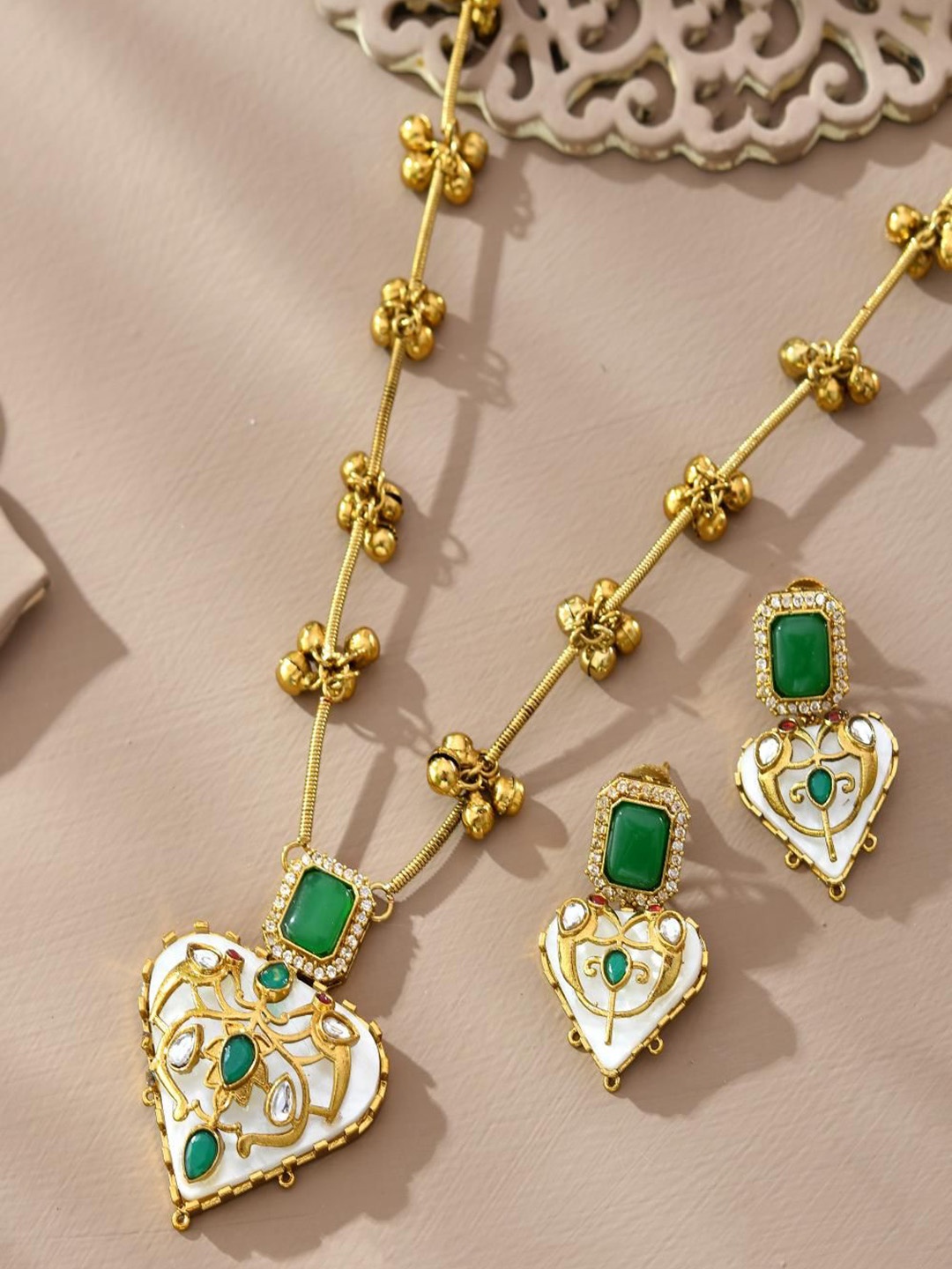 

STYYO Gold-Plated Artificial Stone Studded JewellerySet, Green