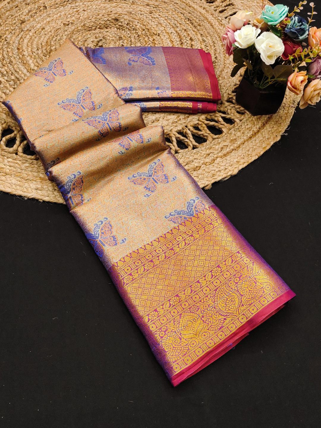 

yourwish Woven Design Zari Pure Silk Kanjeevaram Saree, Blue