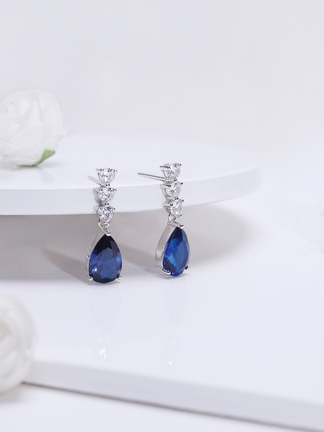 

GIVA 925 Sterling Silver Rhodium-Plated Zircon Stone Studded Teardrop Shaped Drop Earrings