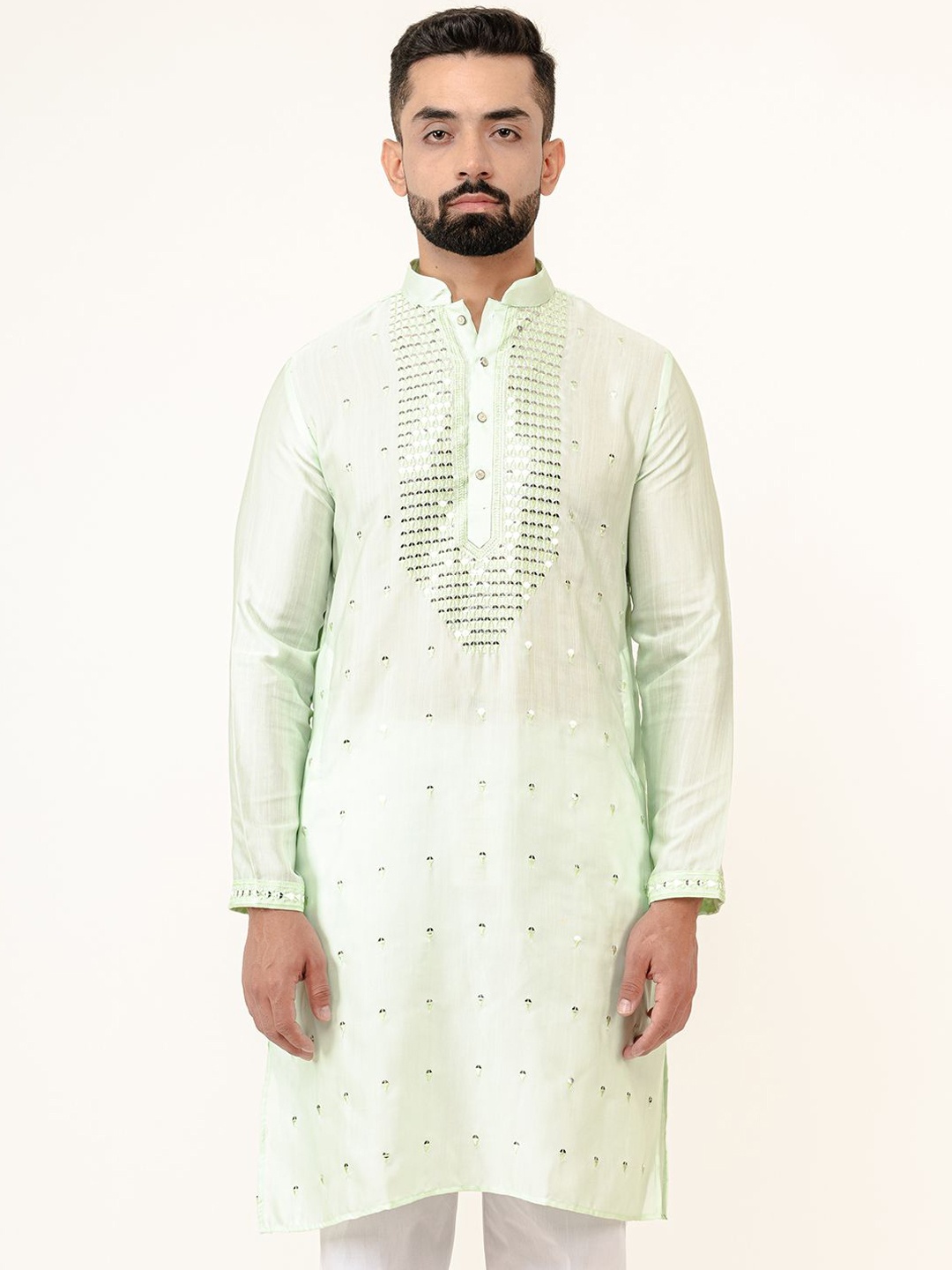 

Tistabene Geometric Embroidered Sequinned Mandarin Collar Straight Kurta, Green